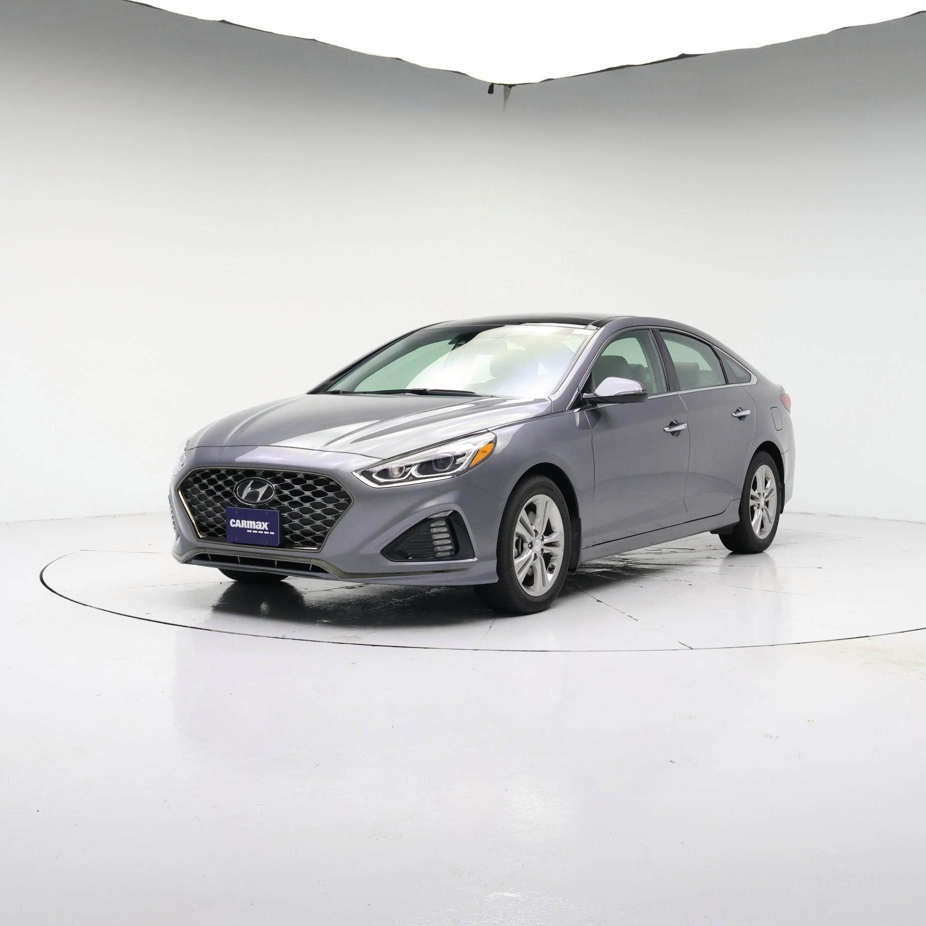 Thumbnail: 2019 Hyundai Sonata - 4