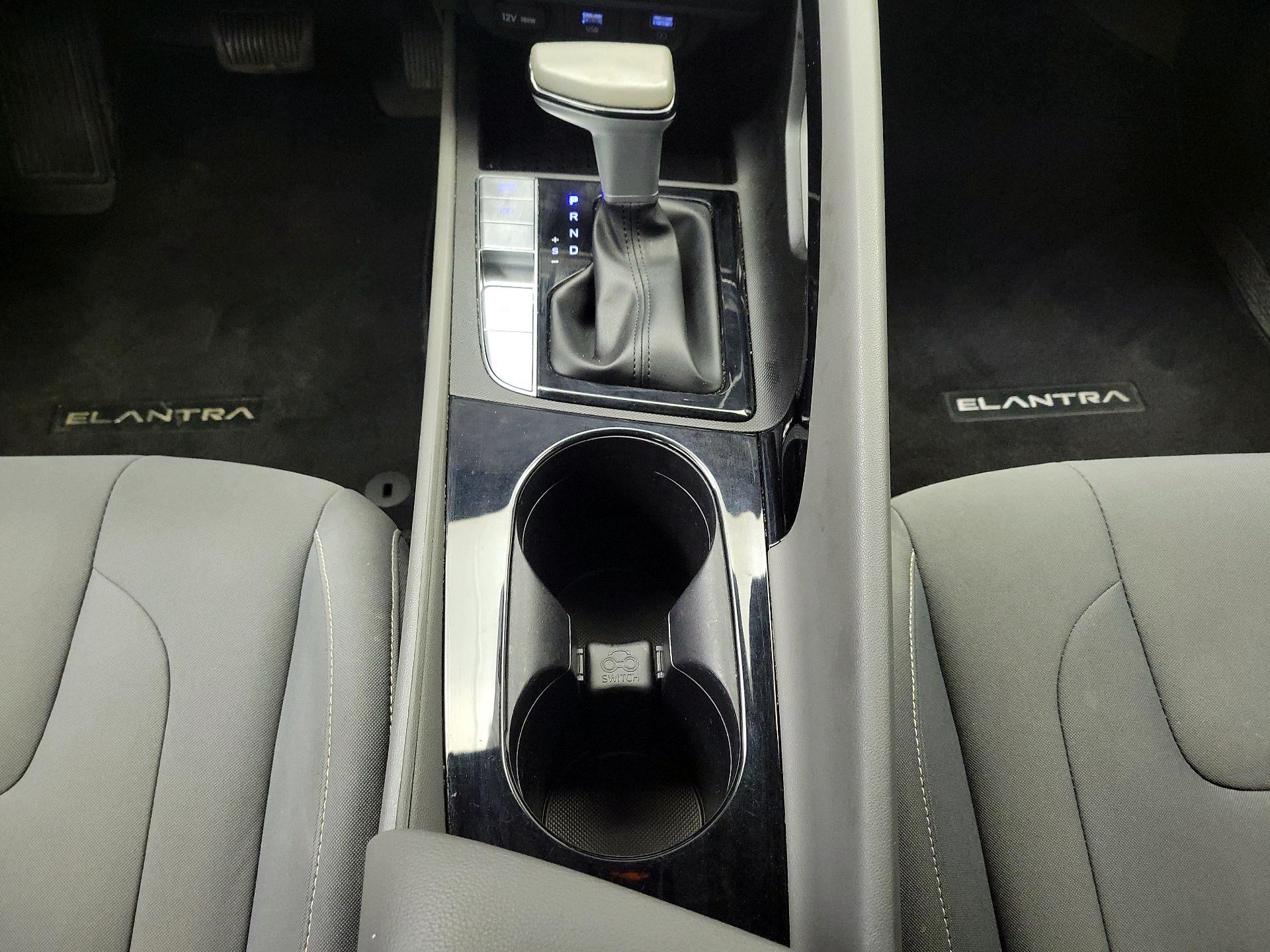 Thumbnail: 2023 Hyundai Elantra - 18
