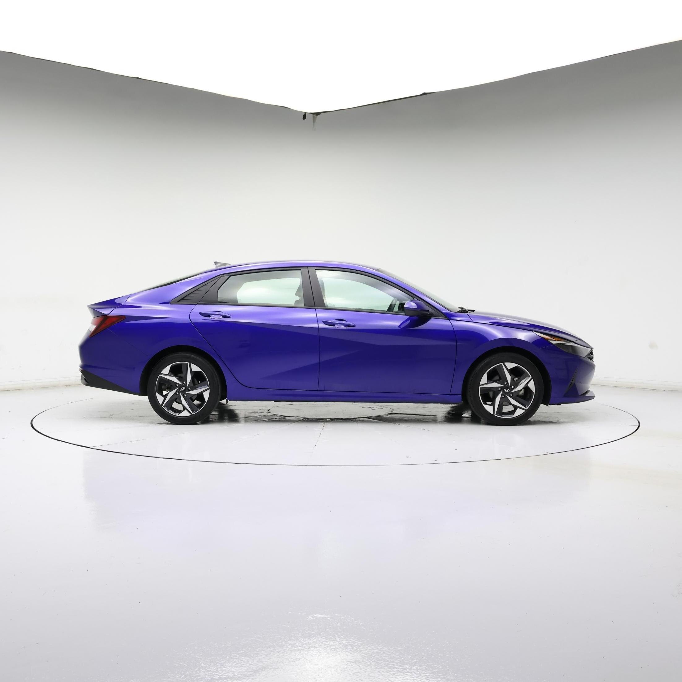 Thumbnail: 2023 Hyundai Elantra - 7