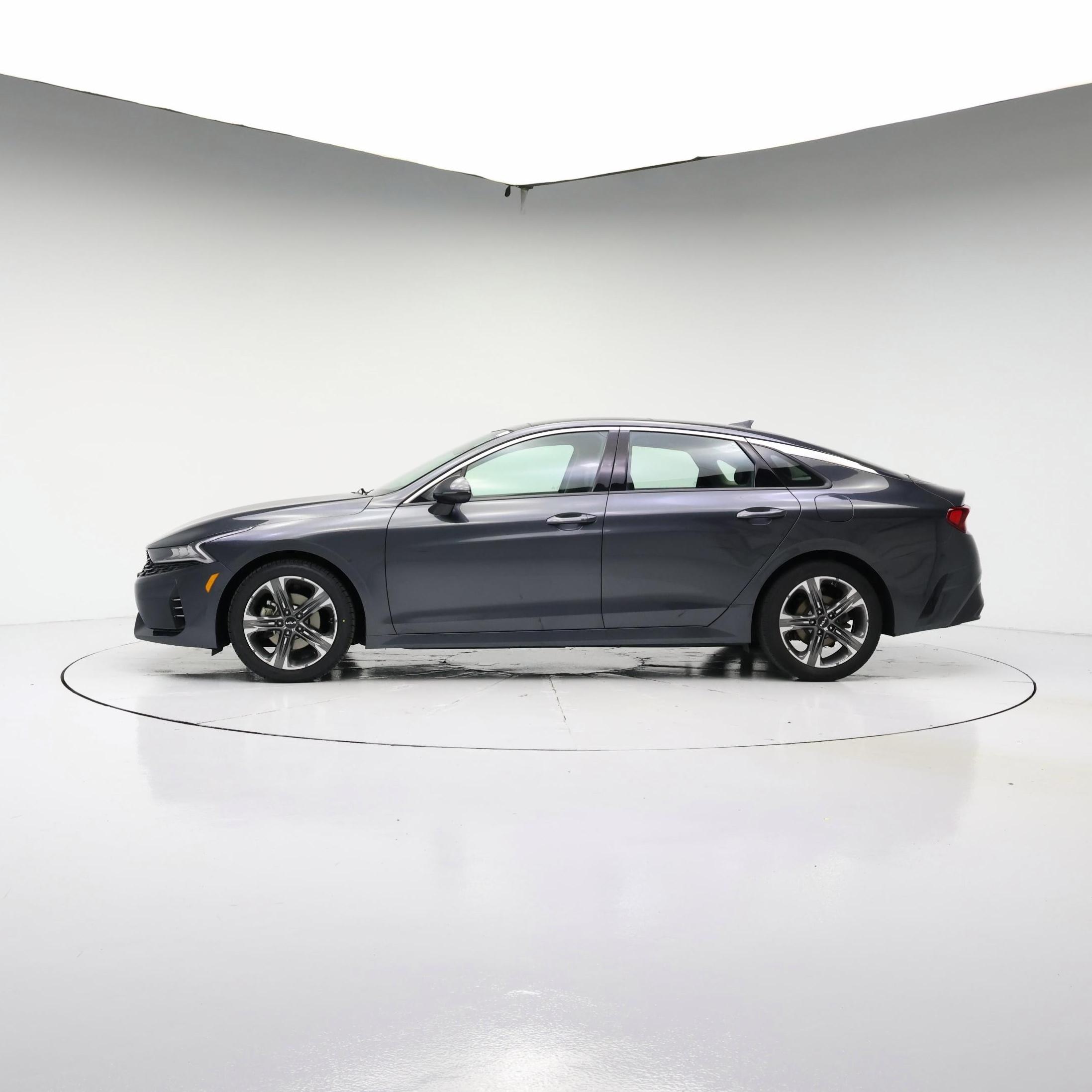 Thumbnail: 2022 Kia K5 - 3