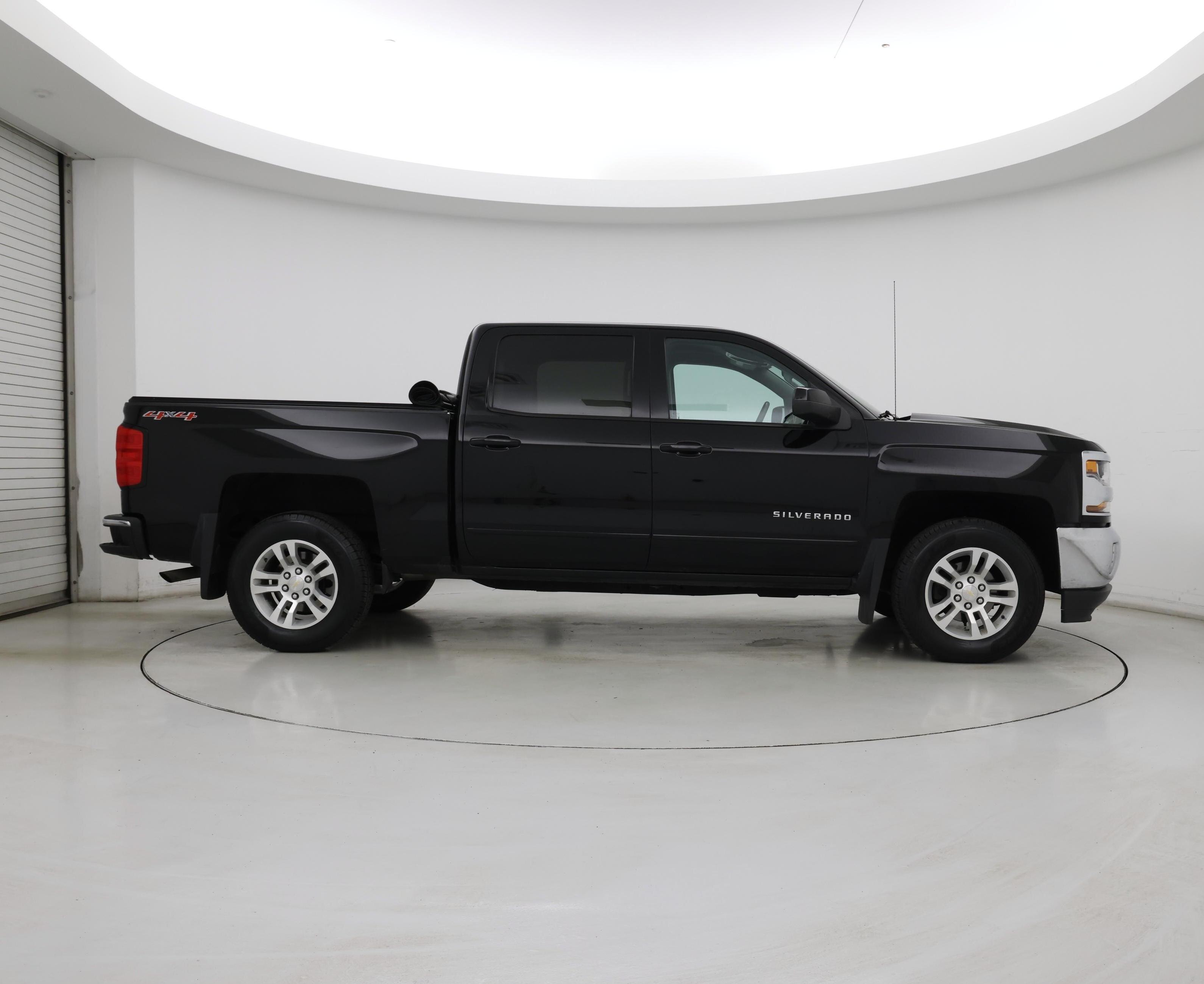 Thumbnail: 2017 Chevrolet Silverado 1500 - 7