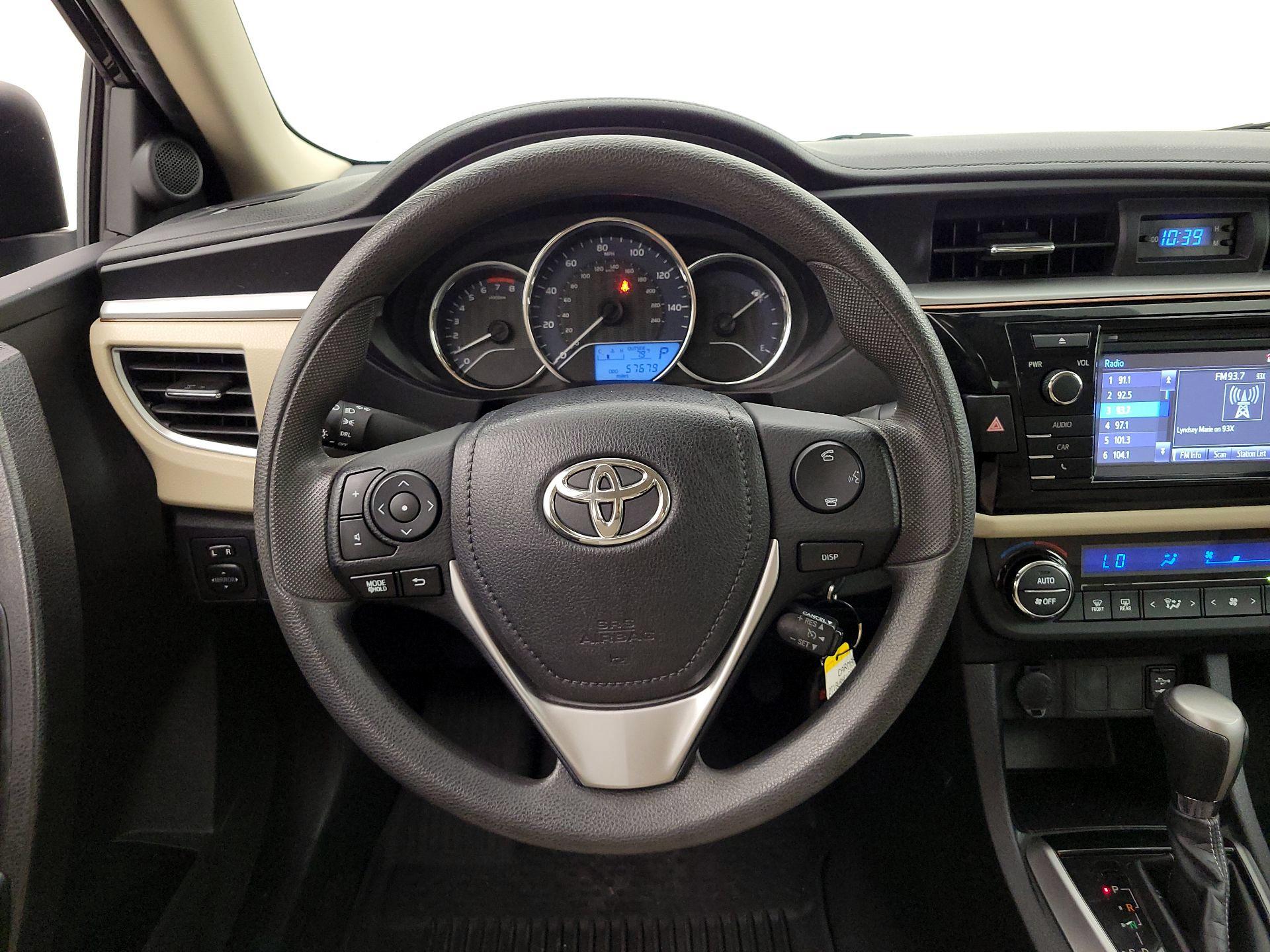 Thumbnail: 2016 Toyota Corolla - 10