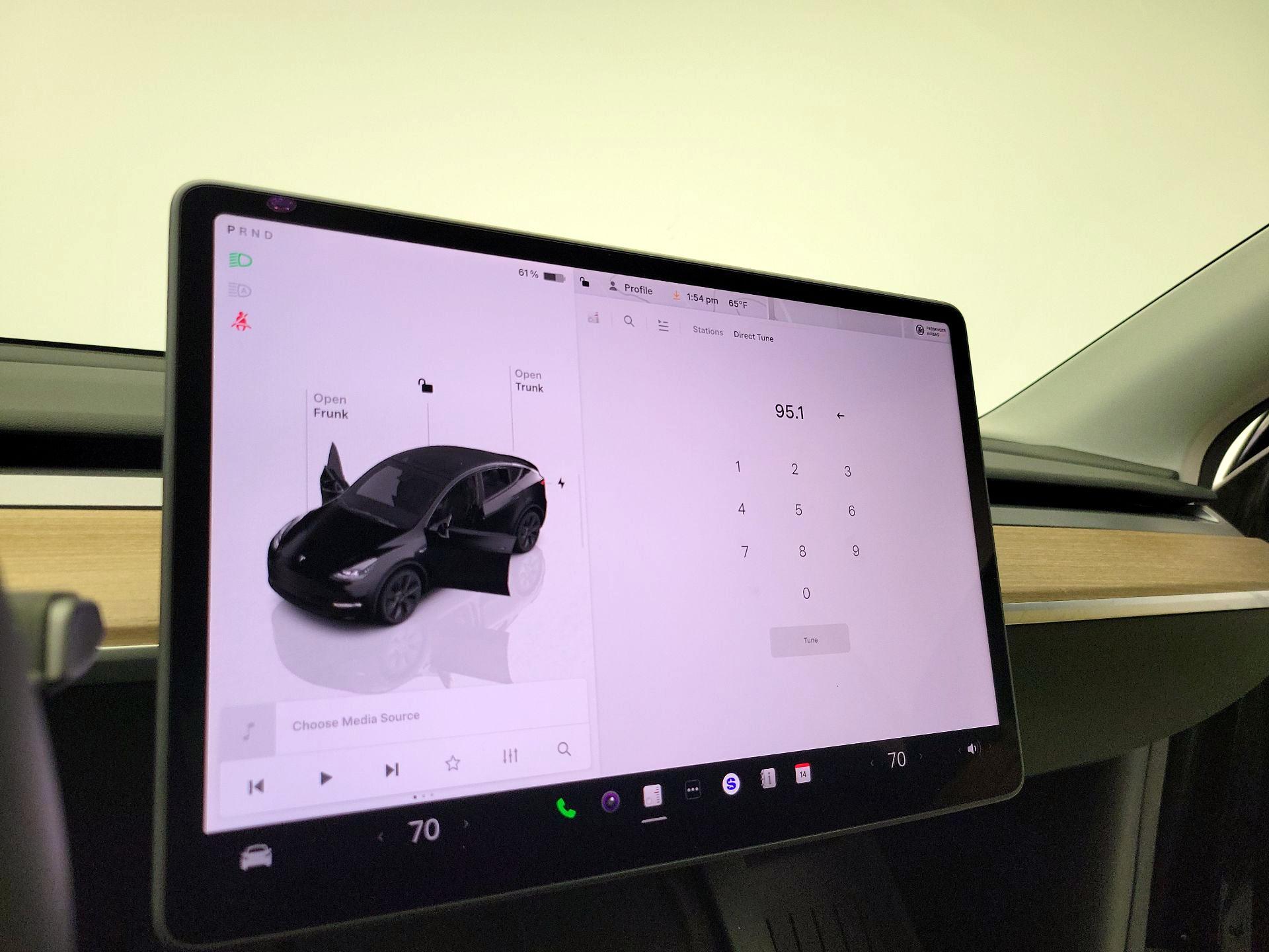 Thumbnail: 2024 Tesla Model Y - 15