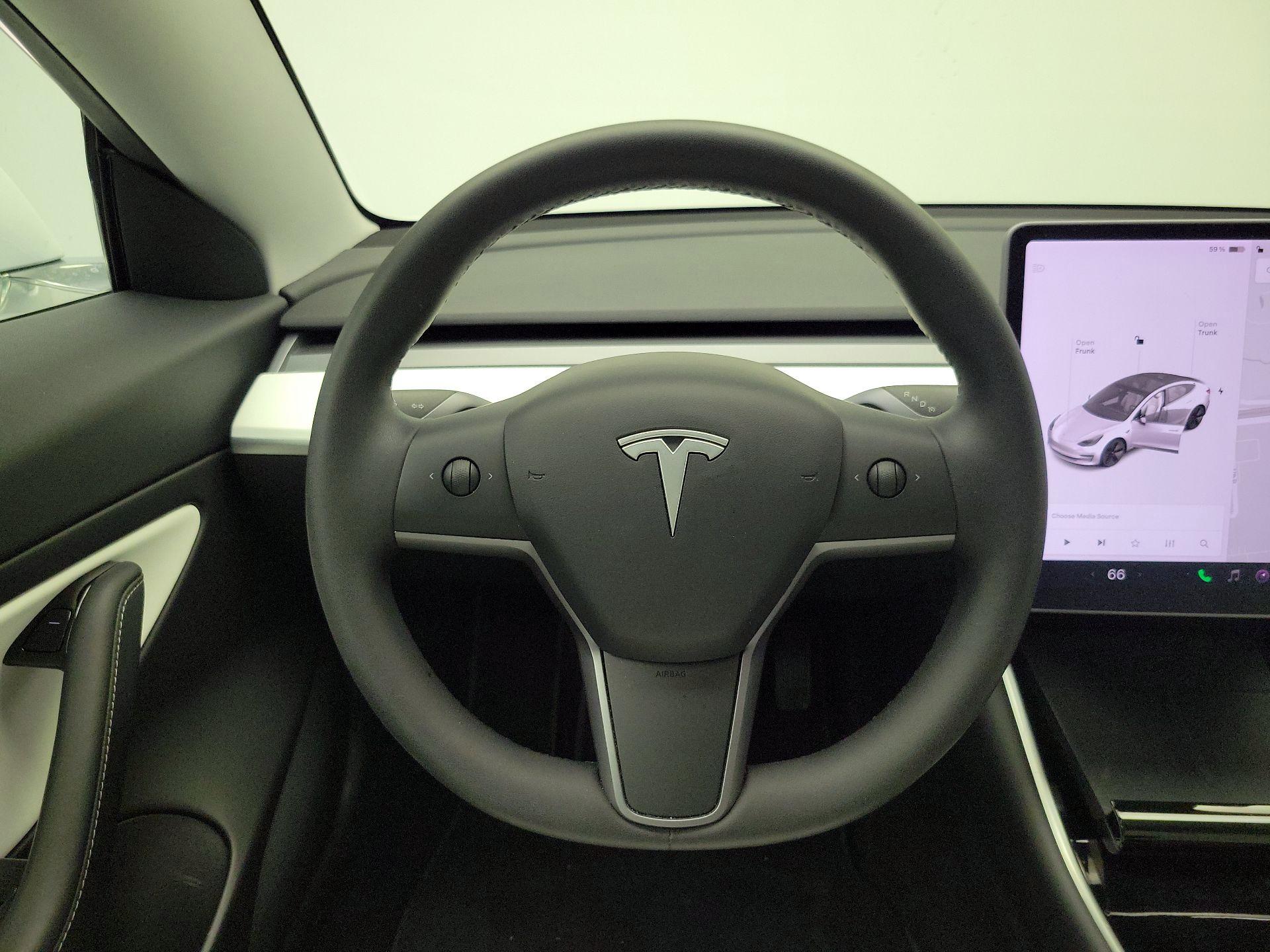 Thumbnail: 2020 Tesla Model 3 - 10