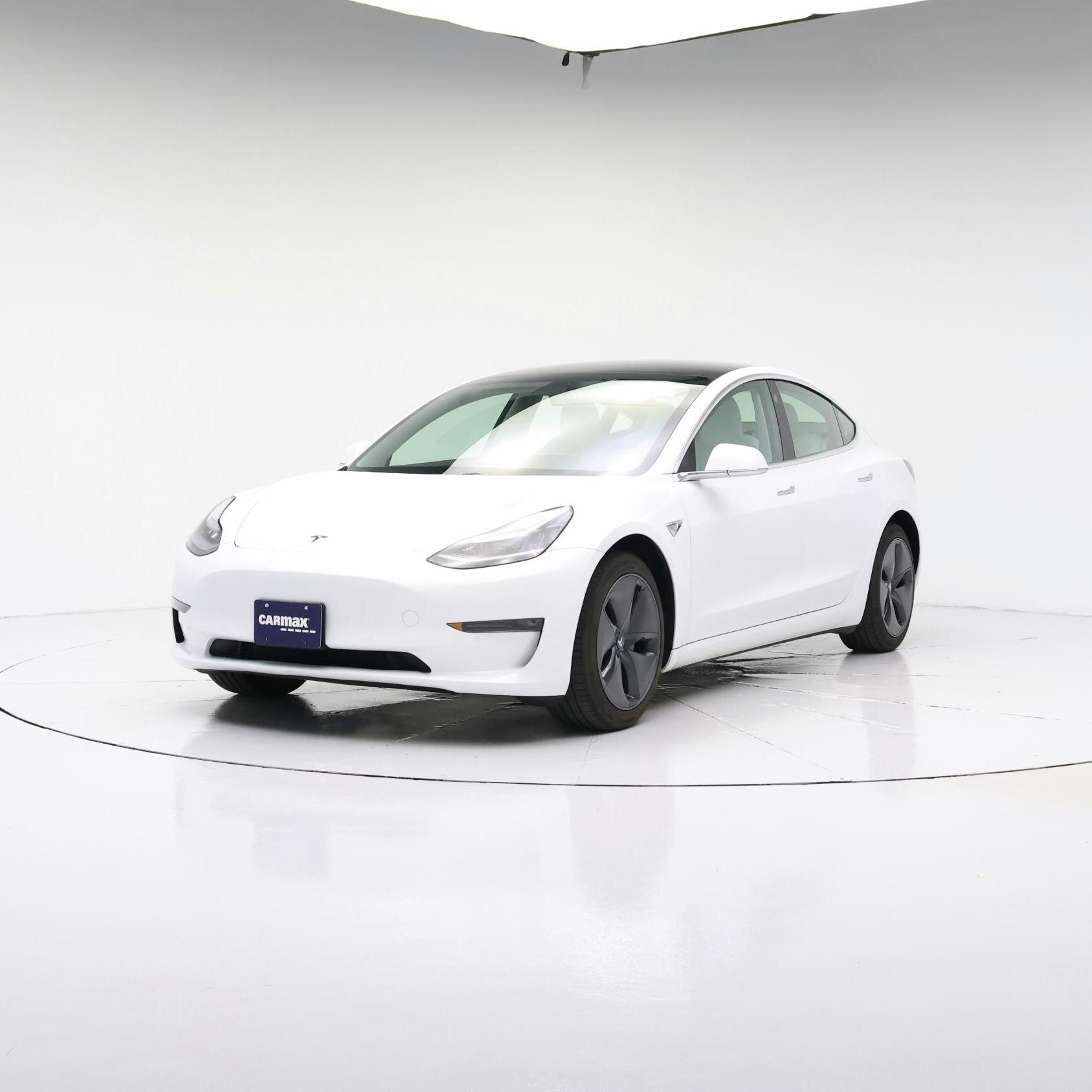 Thumbnail: 2020 Tesla Model 3 - 4