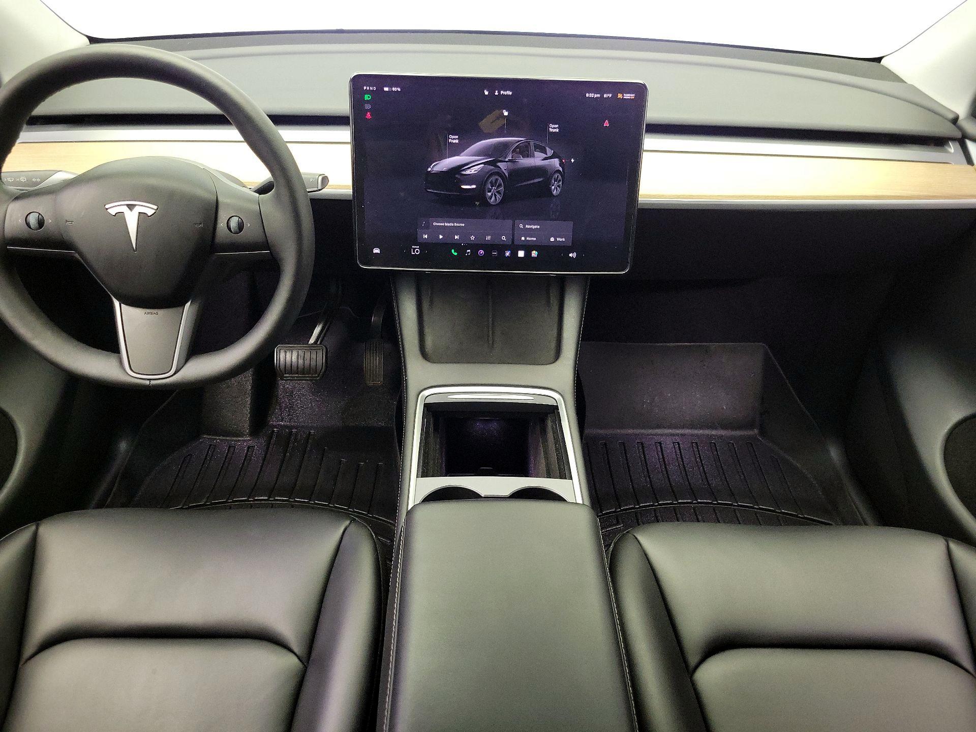 Thumbnail: 2024 Tesla Model Y - 9
