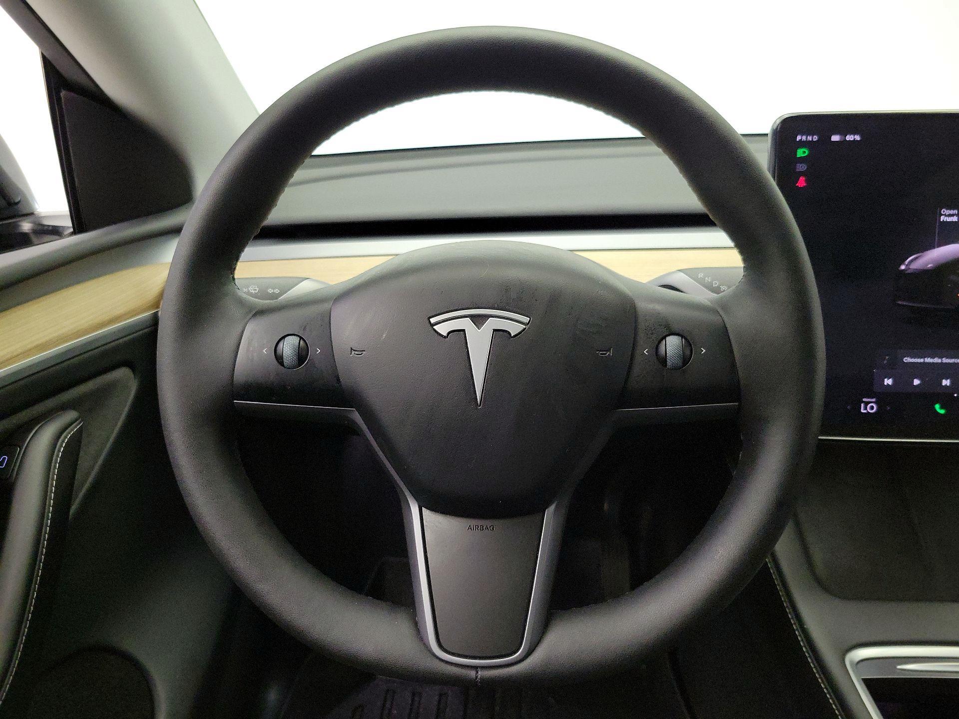 Thumbnail: 2024 Tesla Model Y - 10