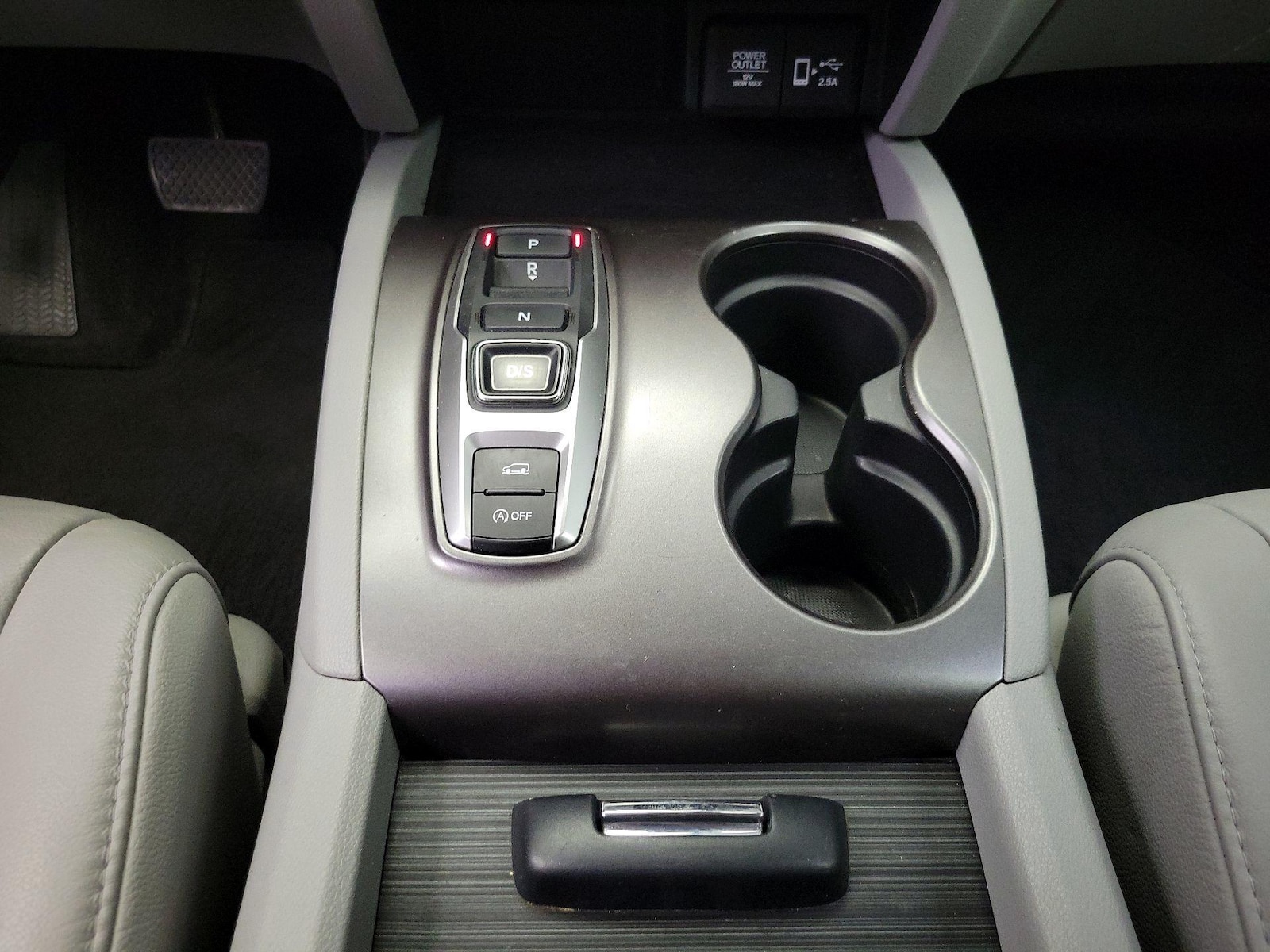 2022 Honda Pilot EX-L - Photo 18