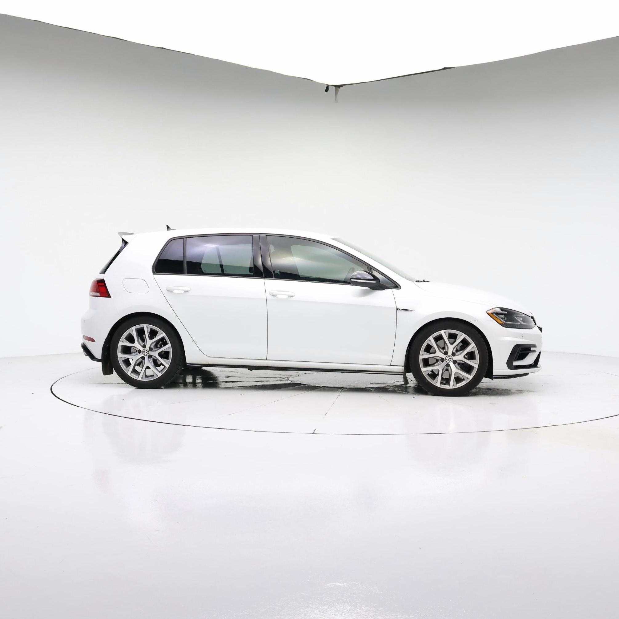 Thumbnail: 2019 Volkswagen Golf - 7