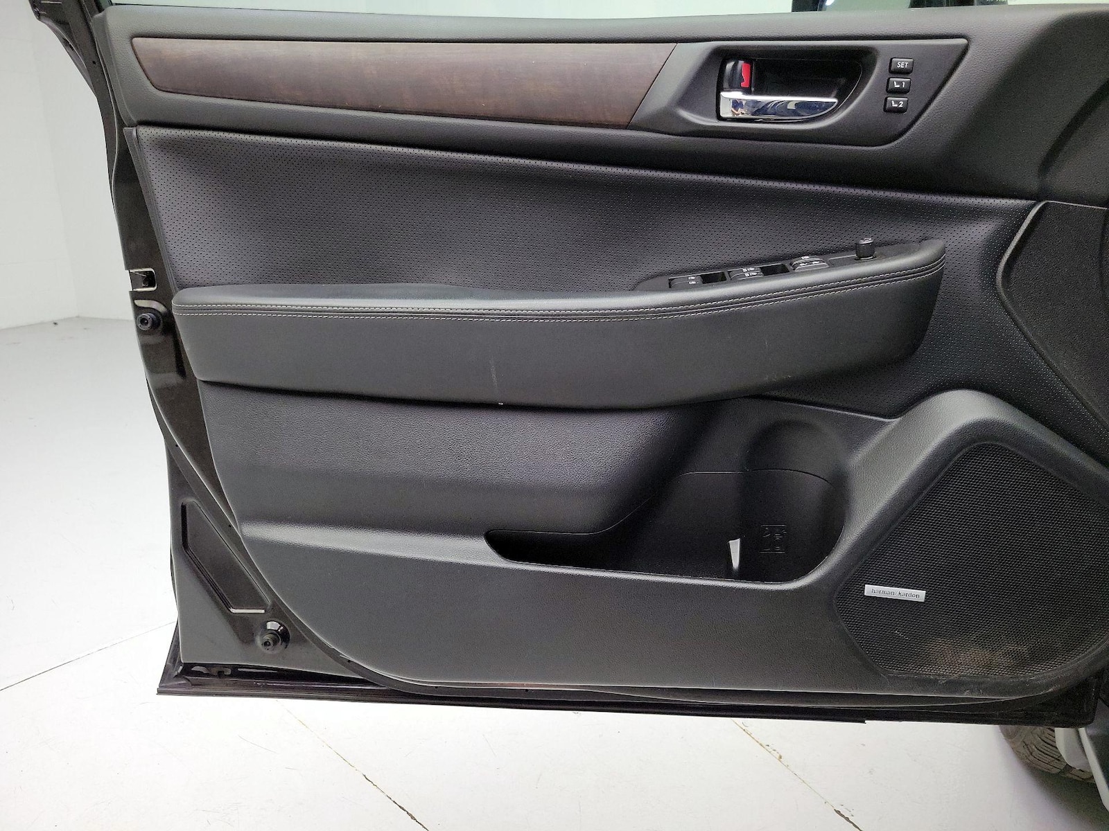 2017 Subaru Outback Limited - Photo 13