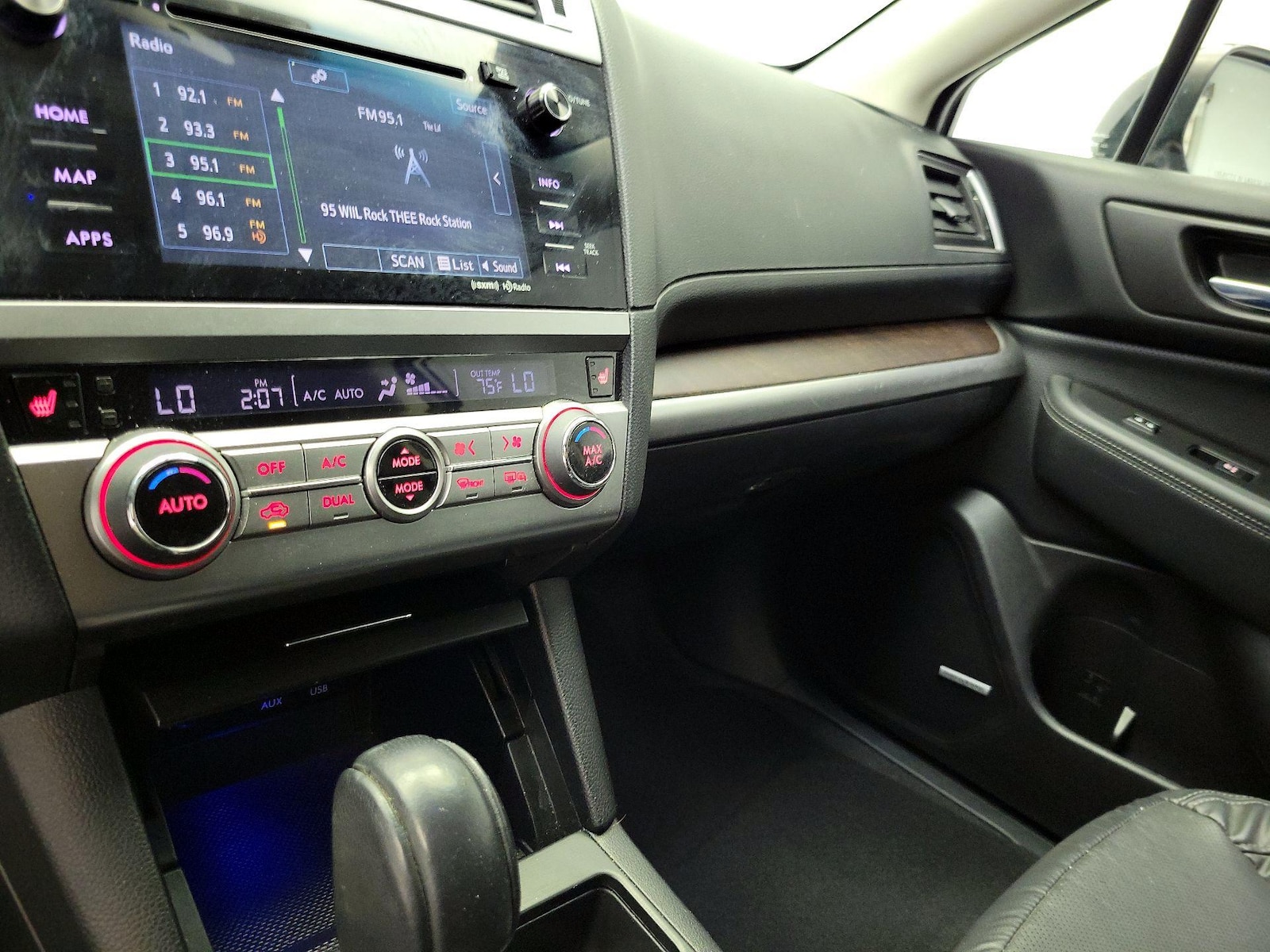 2017 Subaru Outback Limited - Photo 18