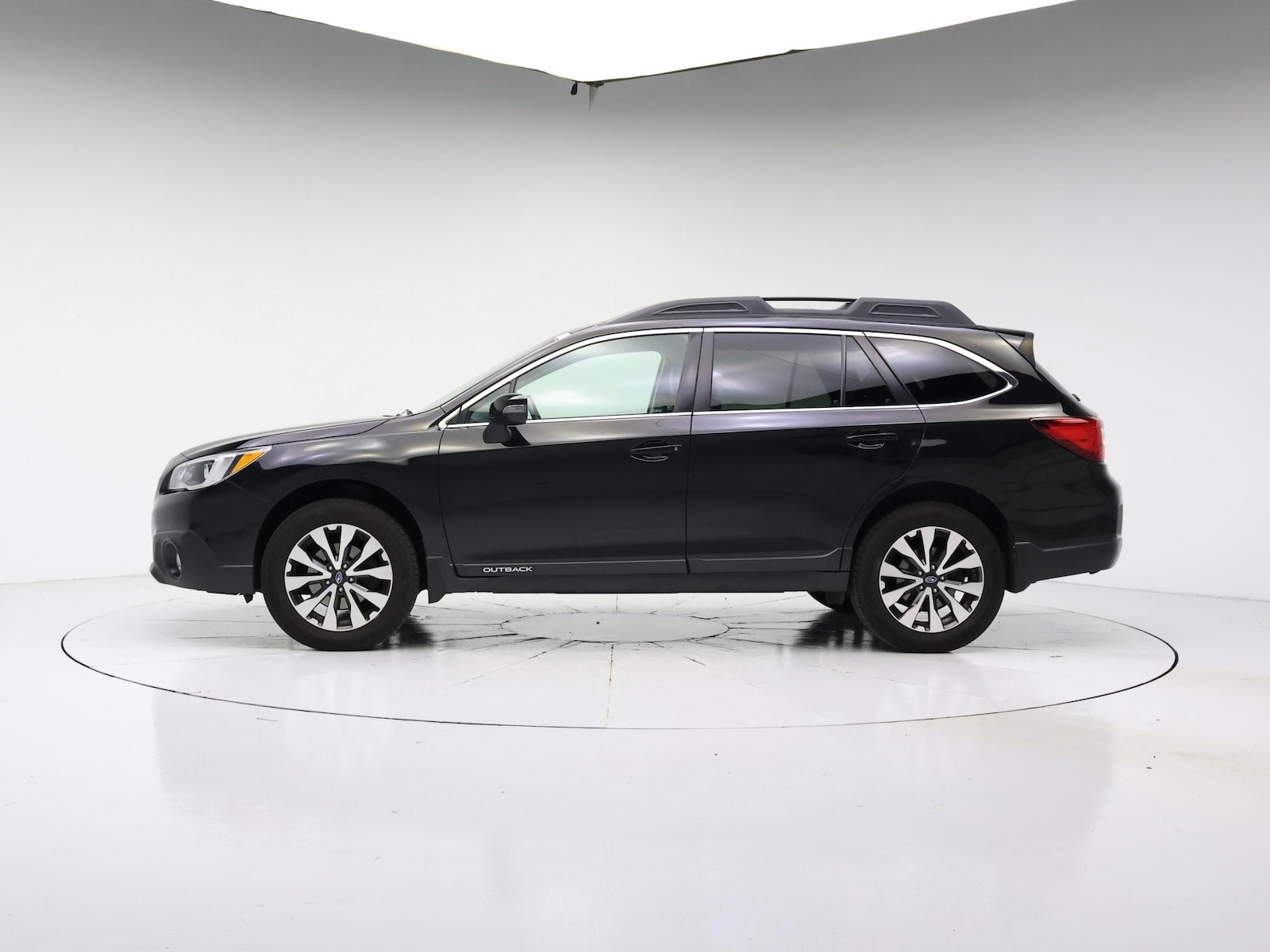 2017 Subaru Outback Limited - Photo 4