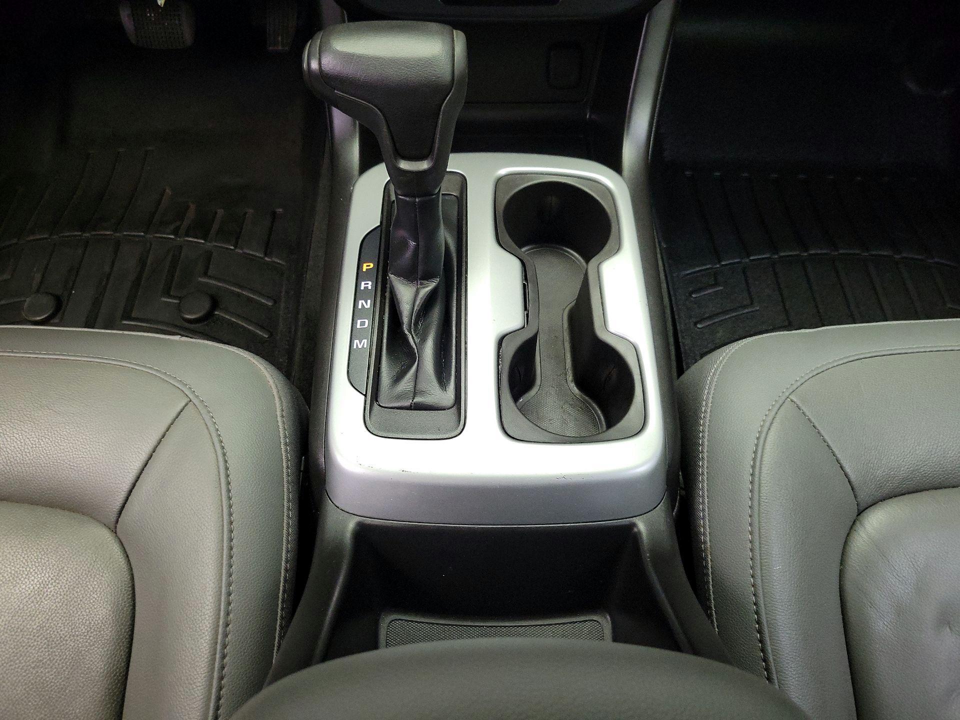 Thumbnail: 2016 Chevrolet Colorado - 17