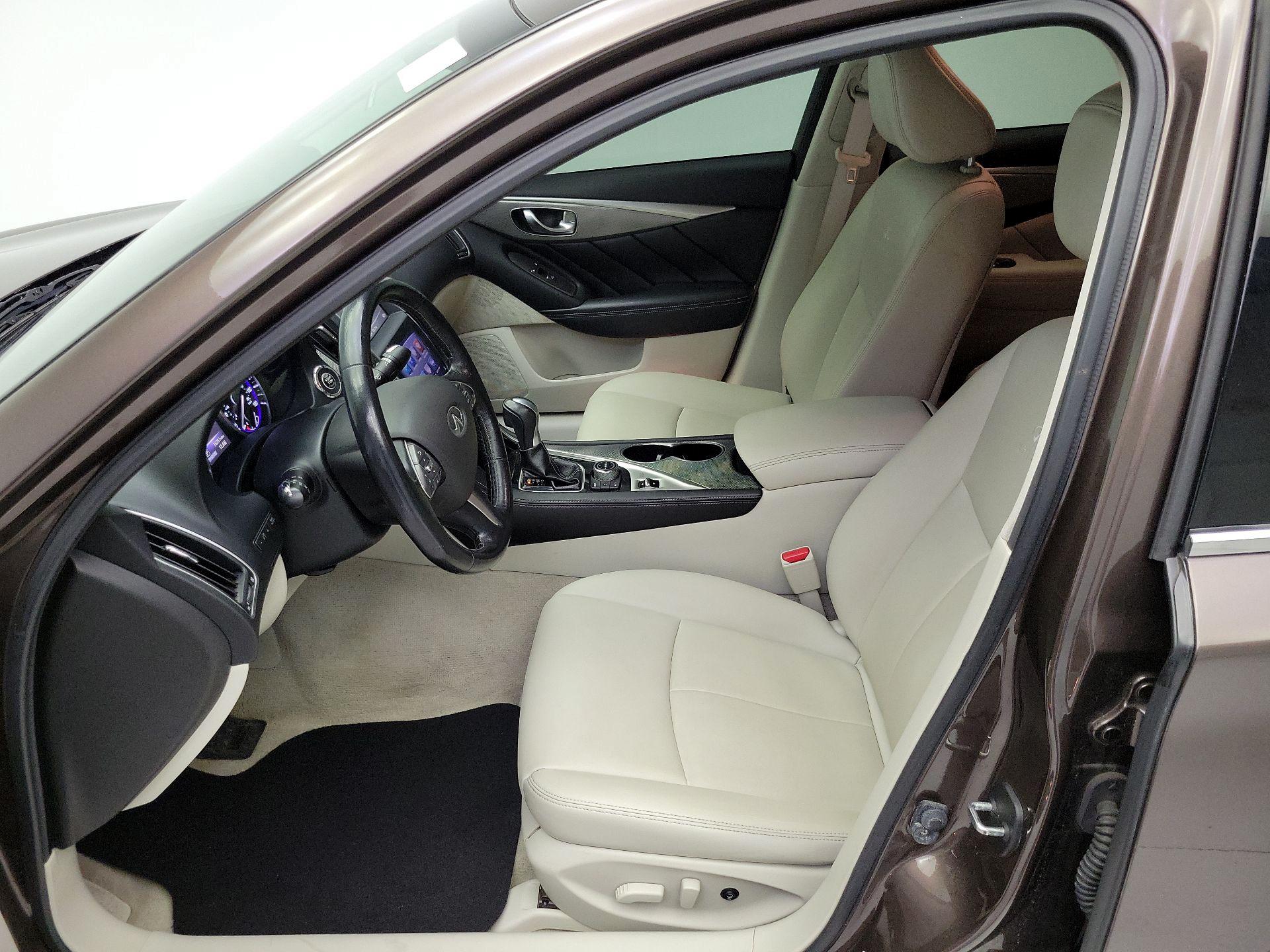 Thumbnail: 2014 INFINITI Q50 - 11