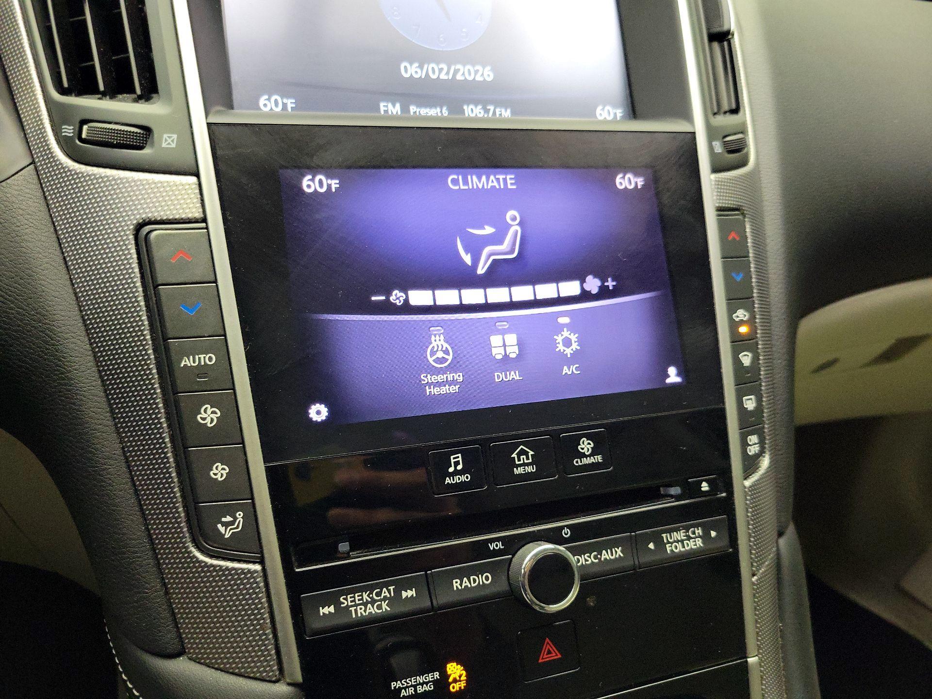 Thumbnail: 2014 INFINITI Q50 - 16