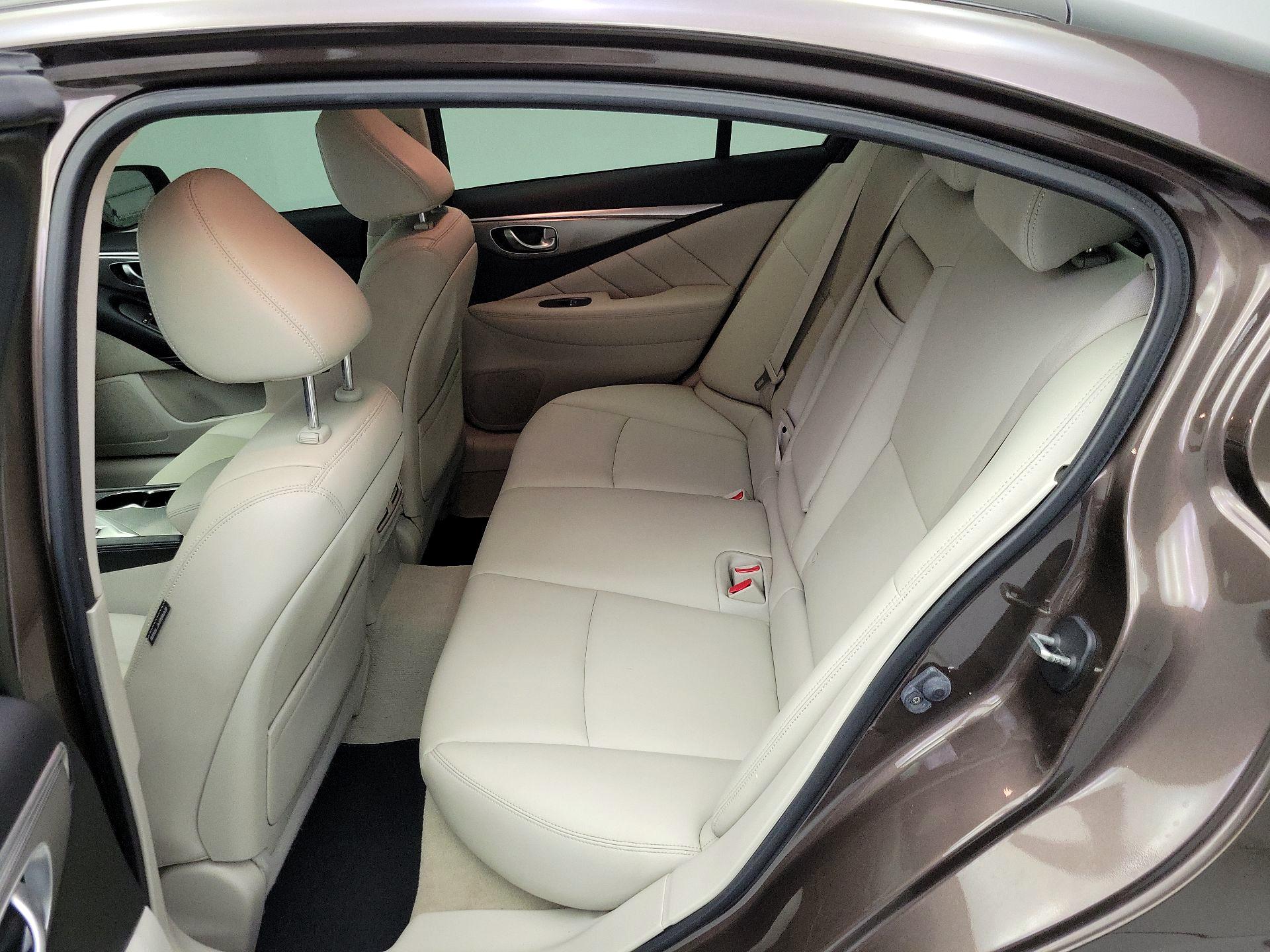 Thumbnail: 2014 INFINITI Q50 - 20