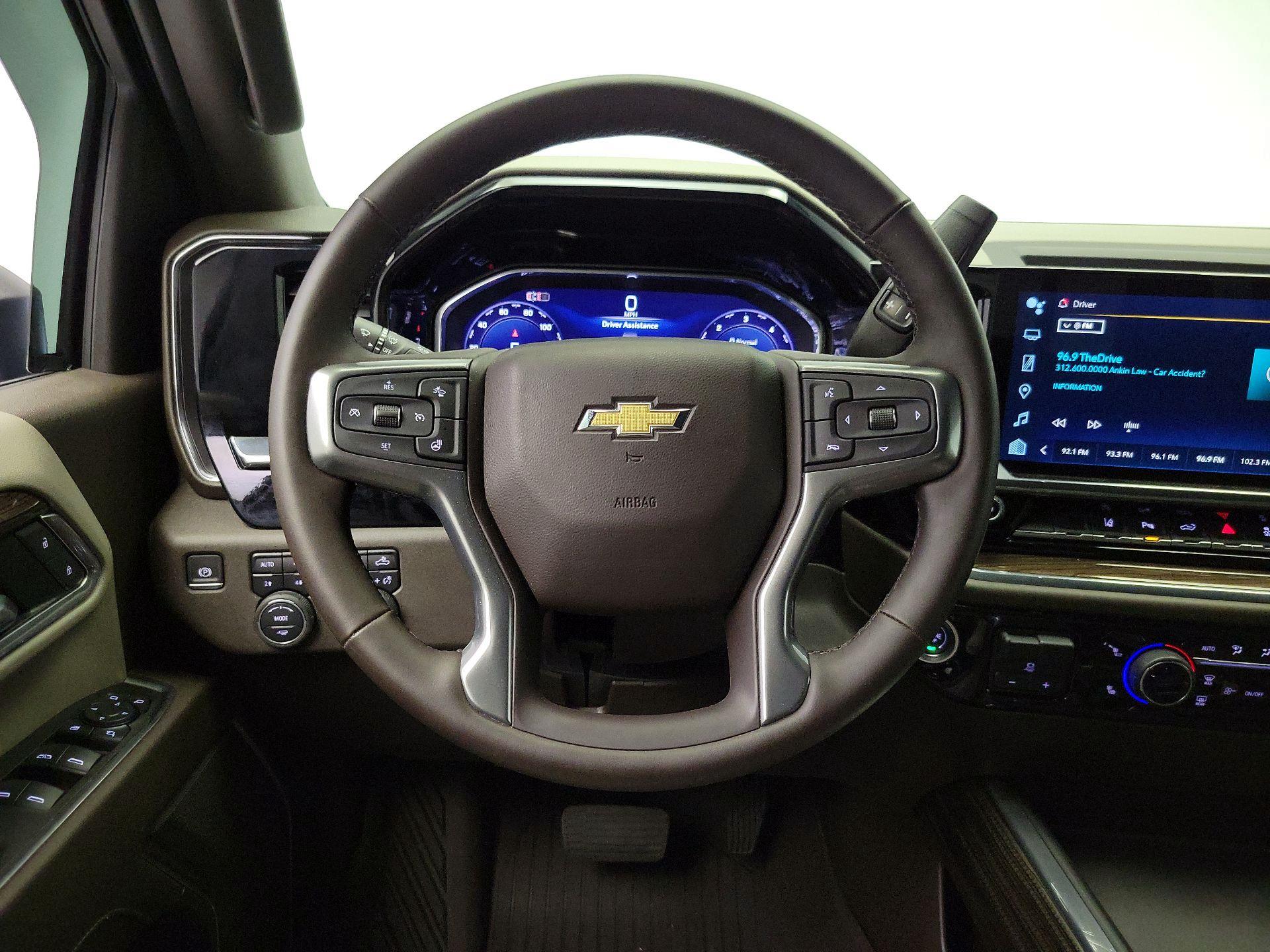 Thumbnail: 2025 Chevrolet Silverado 2500 - 10