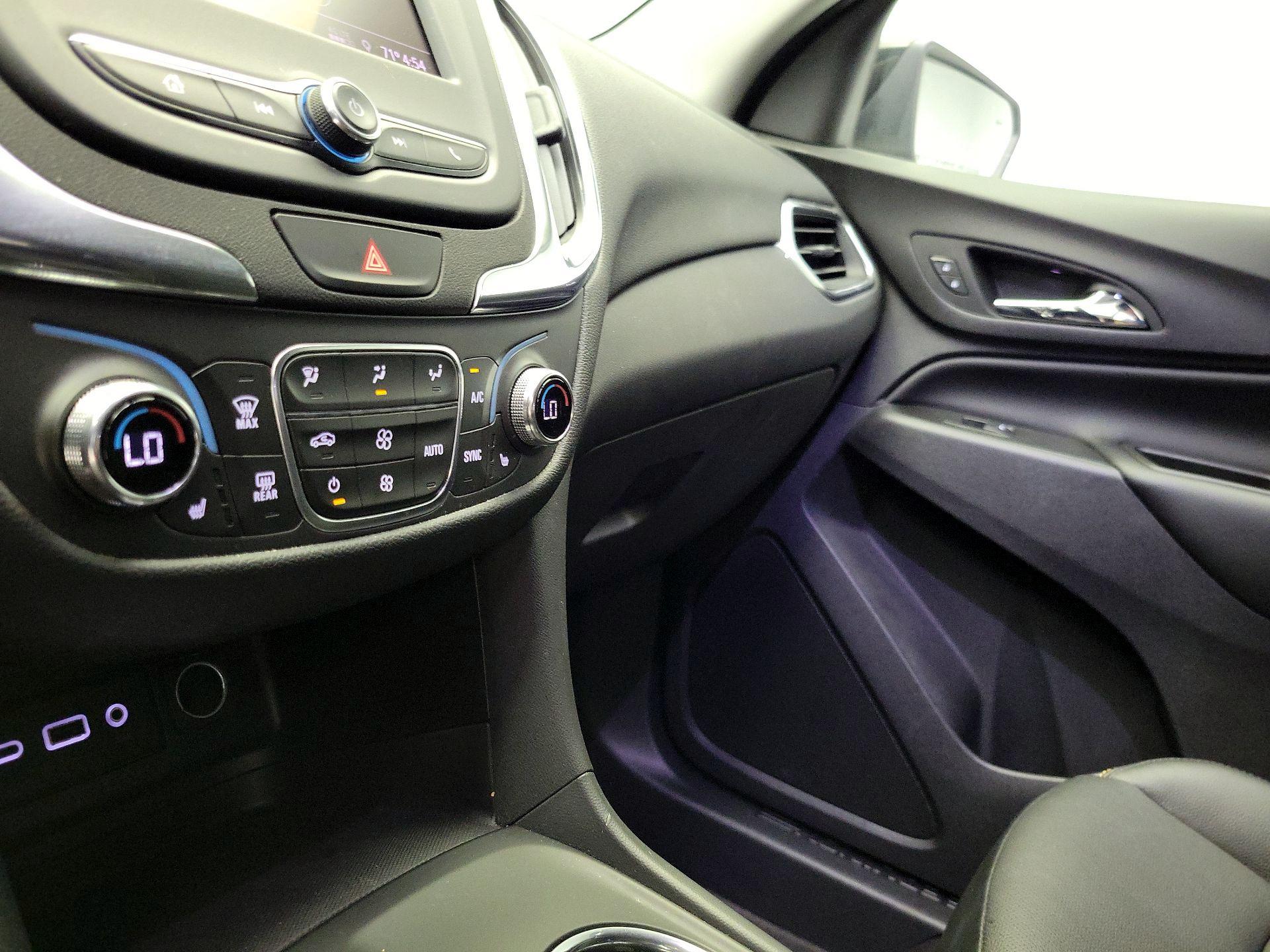 Thumbnail: 2020 Chevrolet Equinox - 16
