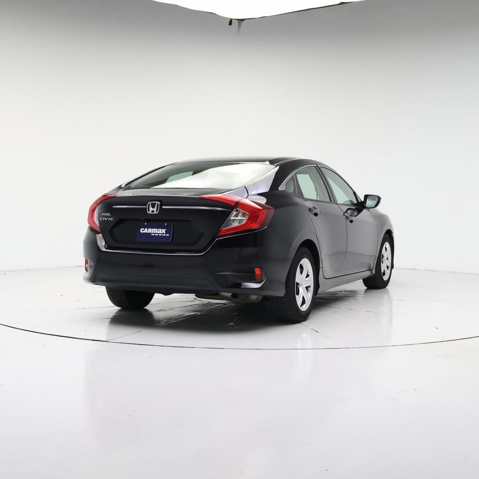 Thumbnail: 2017 Honda Civic - 8