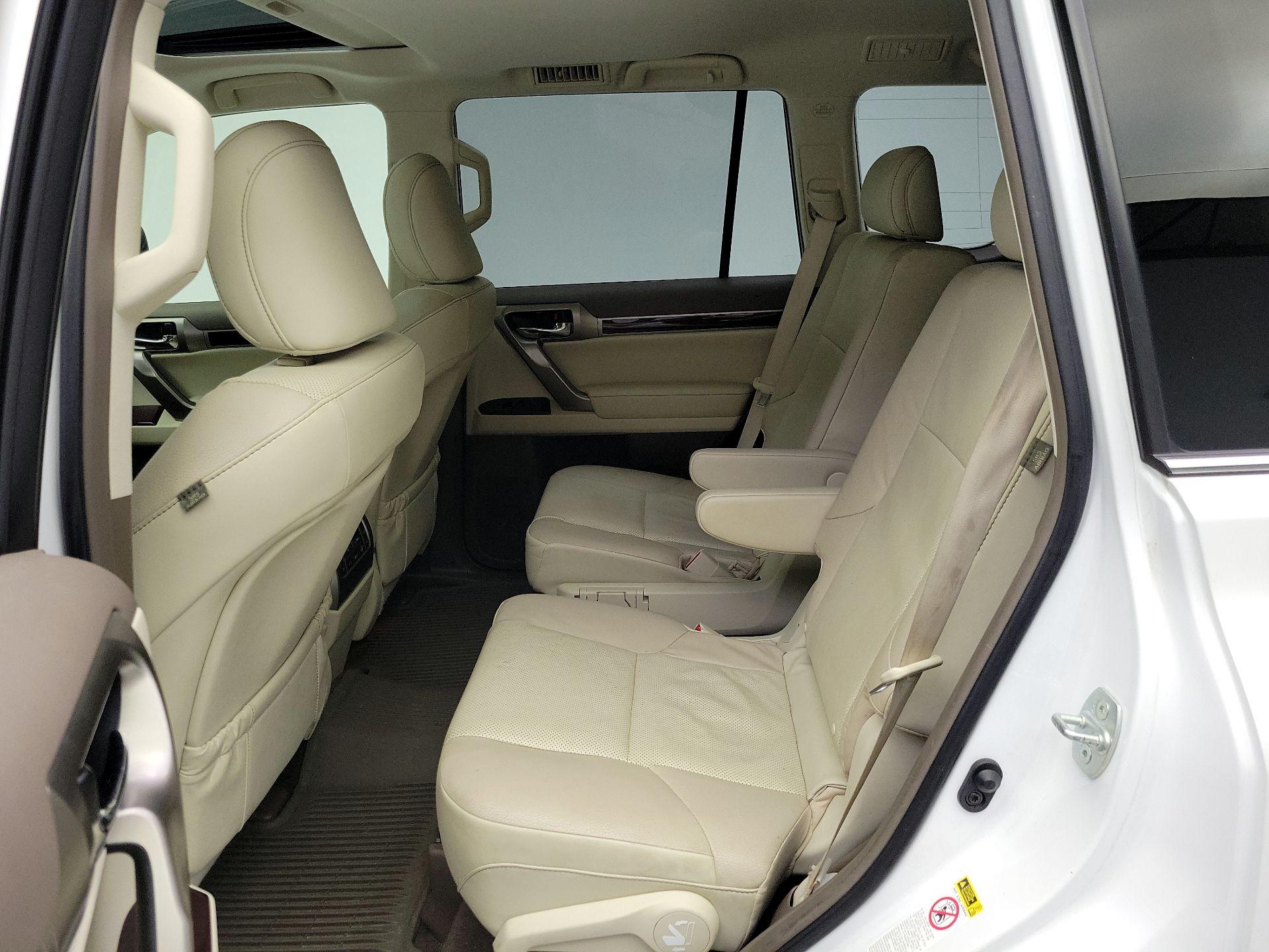 Thumbnail: 2019 Lexus GX - 20