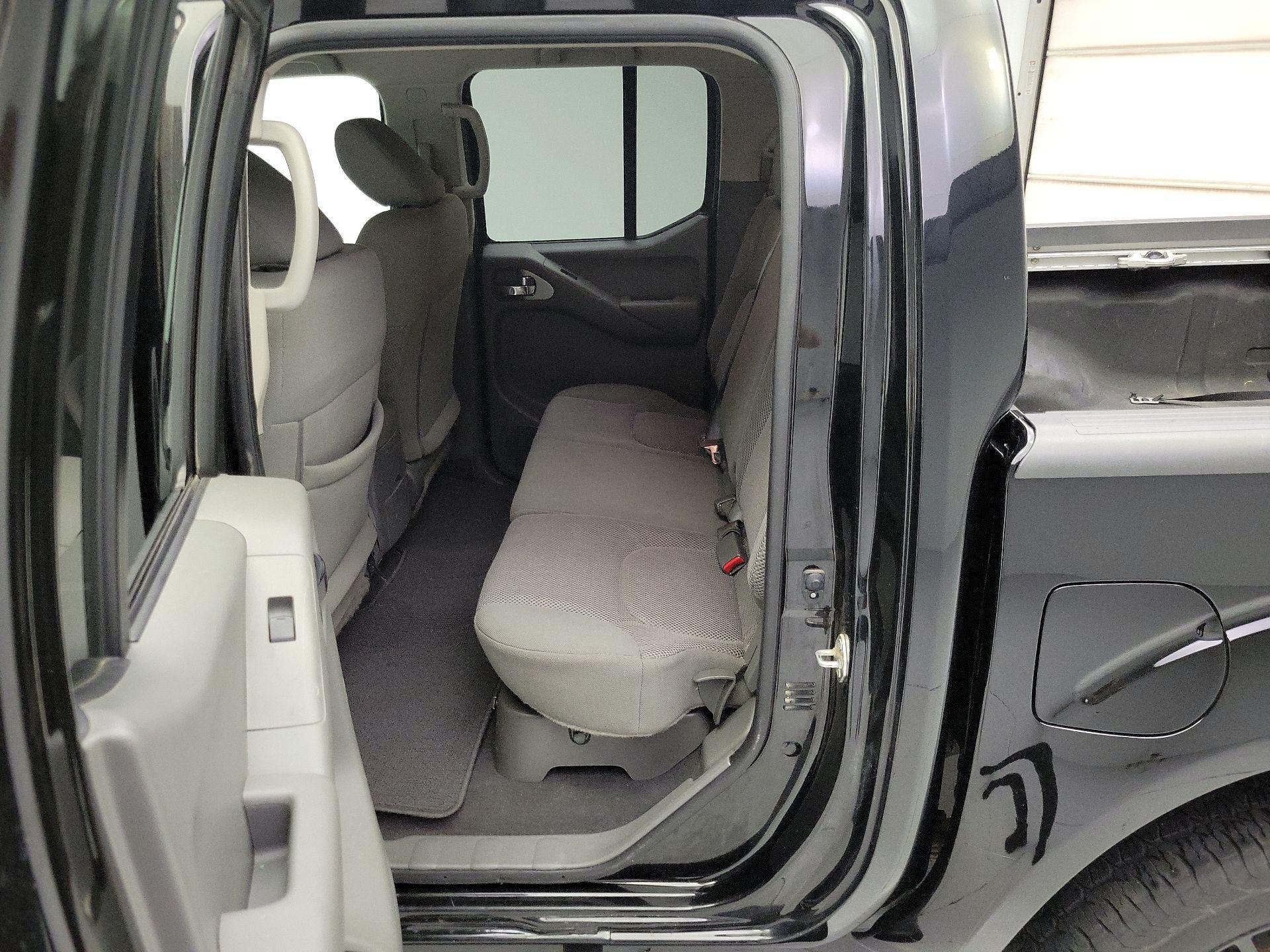 Thumbnail: 2021 Nissan Frontier - 19
