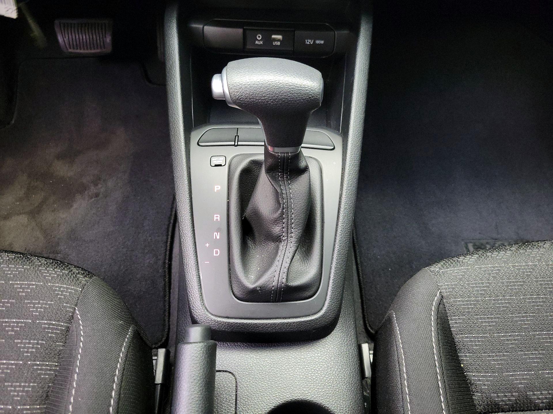 Thumbnail: 2019 Kia Rio5 - 16