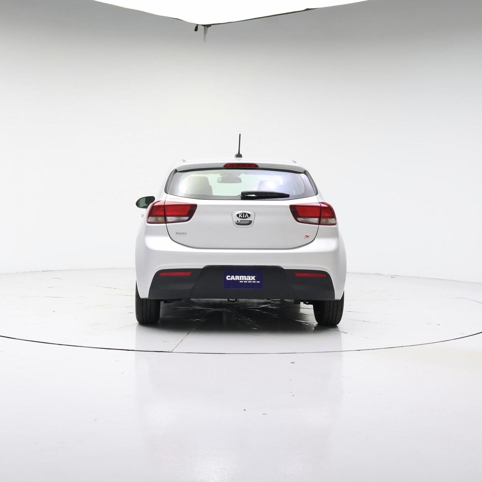 Thumbnail: 2019 Kia Rio5 - 6