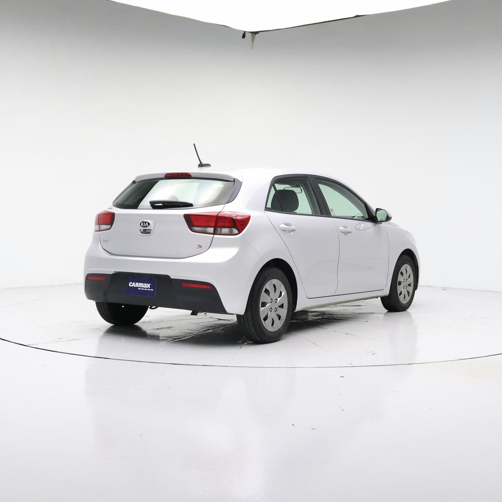 Thumbnail: 2019 Kia Rio5 - 8