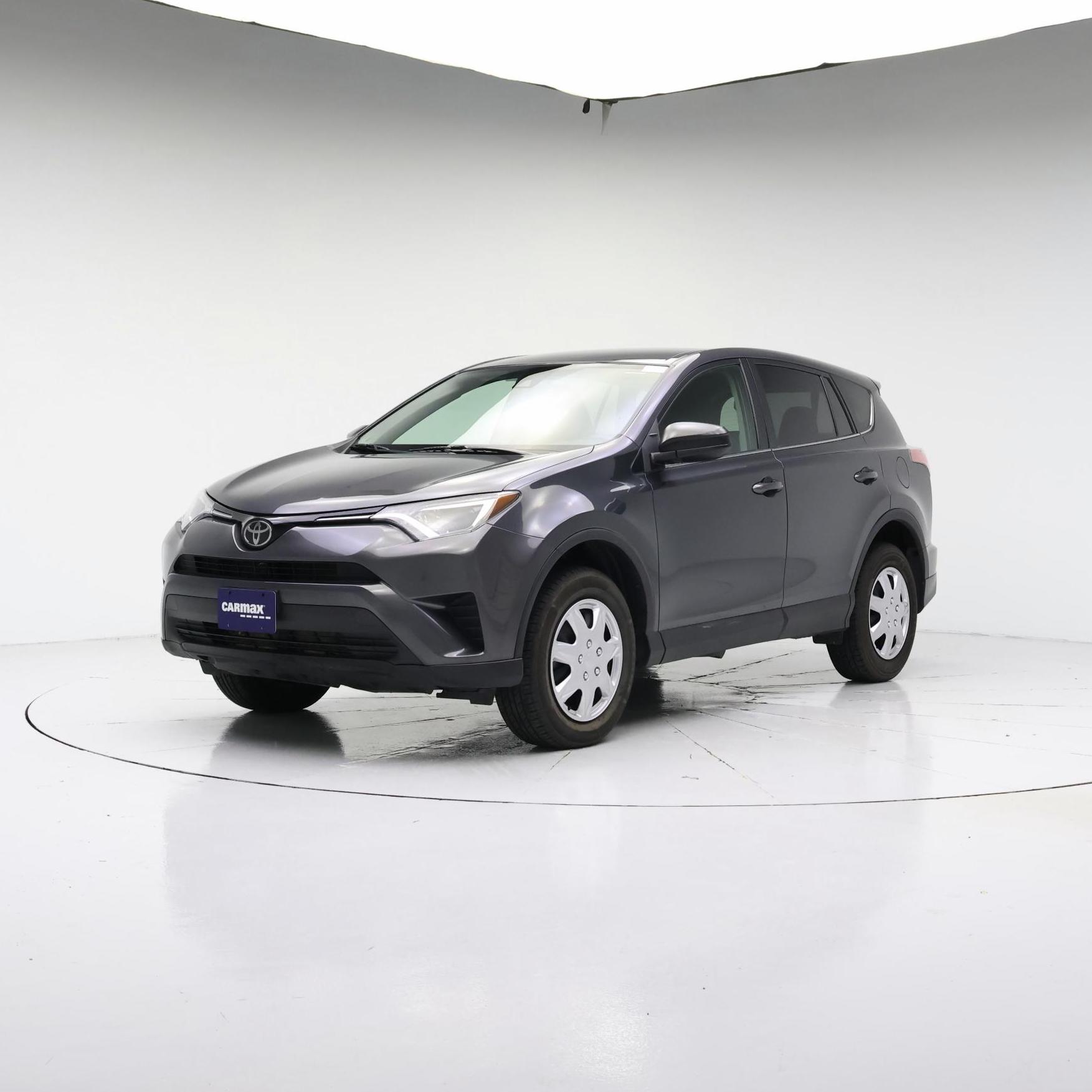 Thumbnail: 2018 Toyota RAV4 - 4