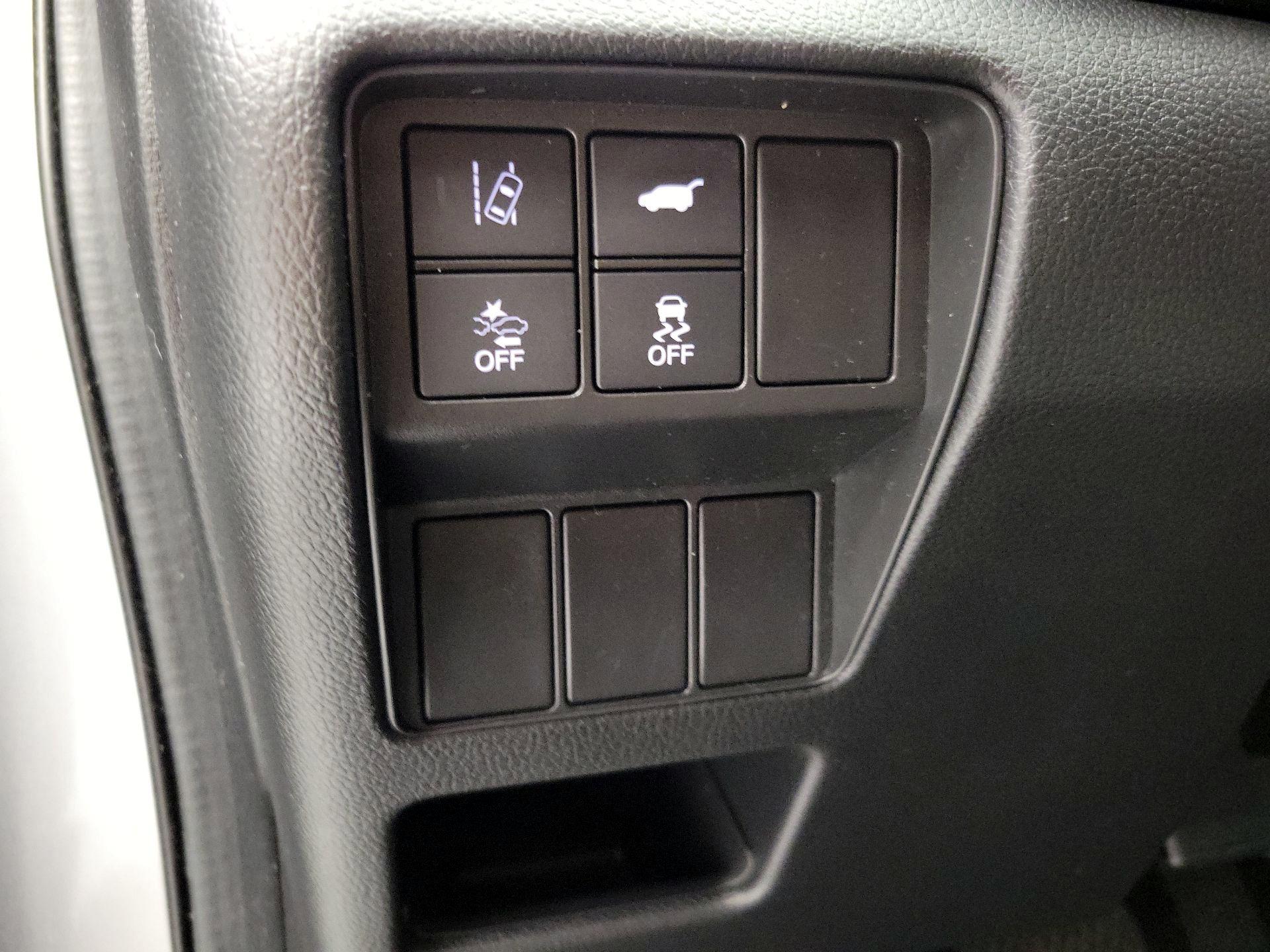 Thumbnail: 2018 Honda CR-V - 13