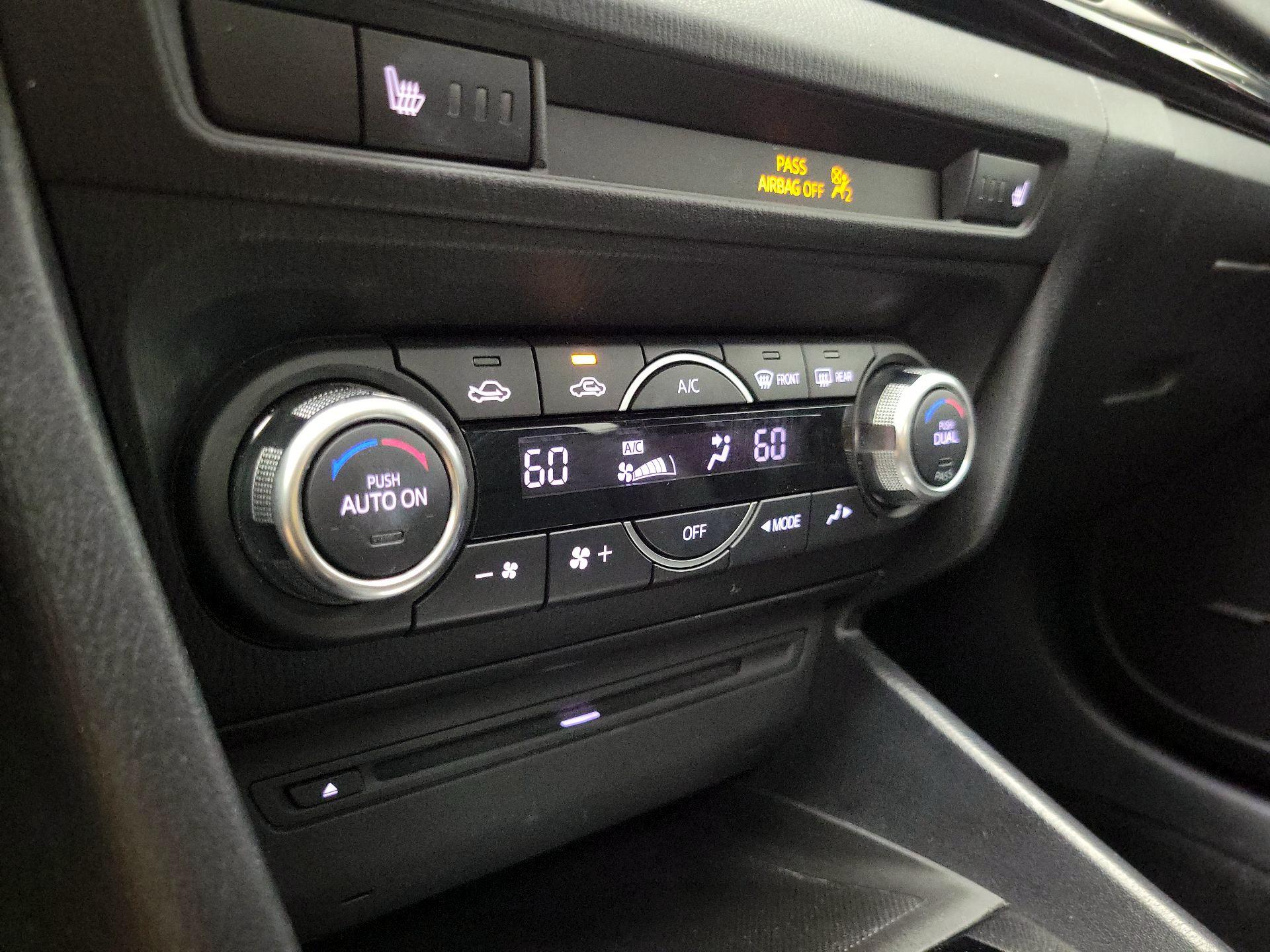 Thumbnail: 2015 Mazda Mazda3 - 16
