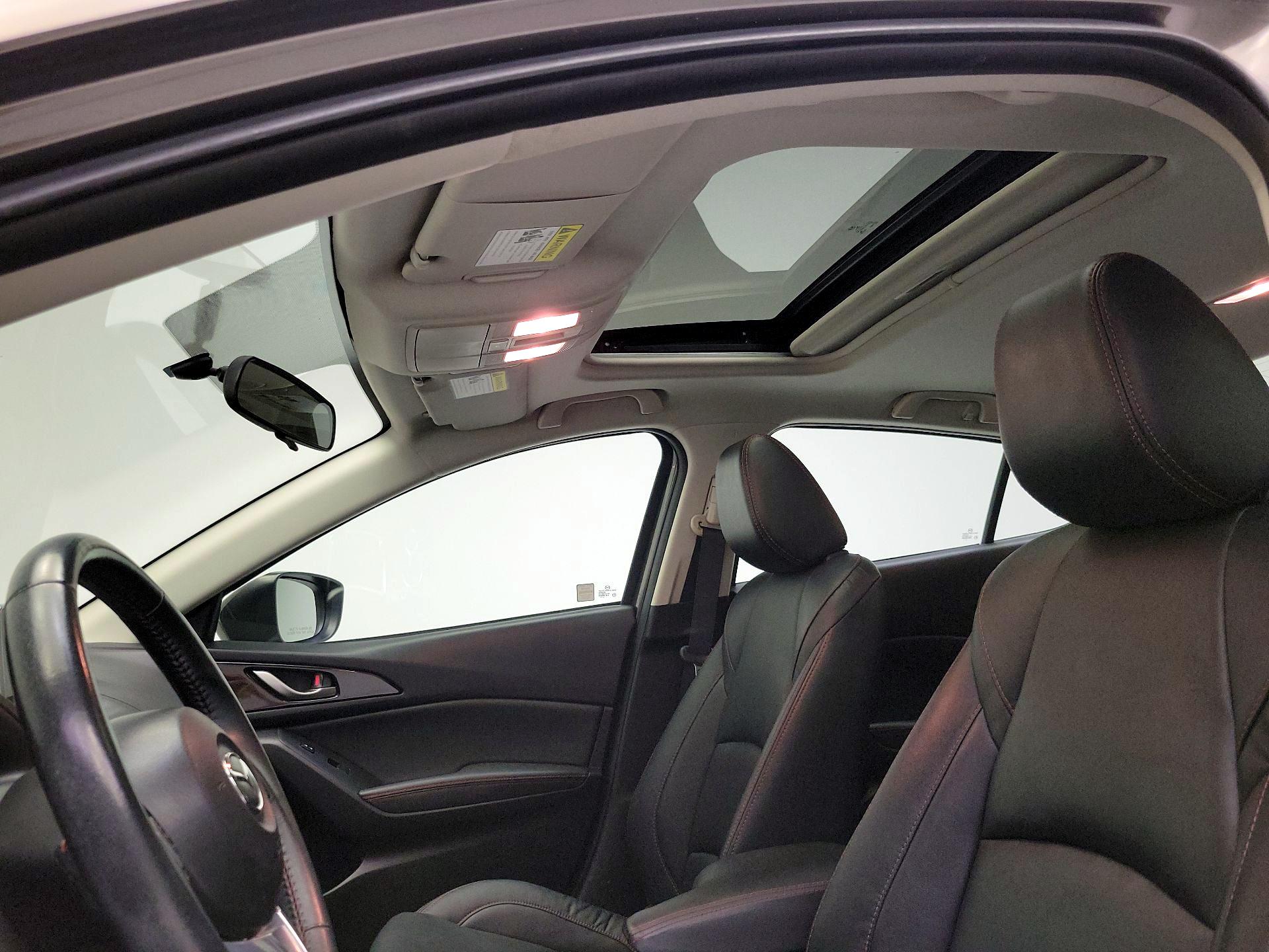 Thumbnail: 2015 Mazda Mazda3 - 19