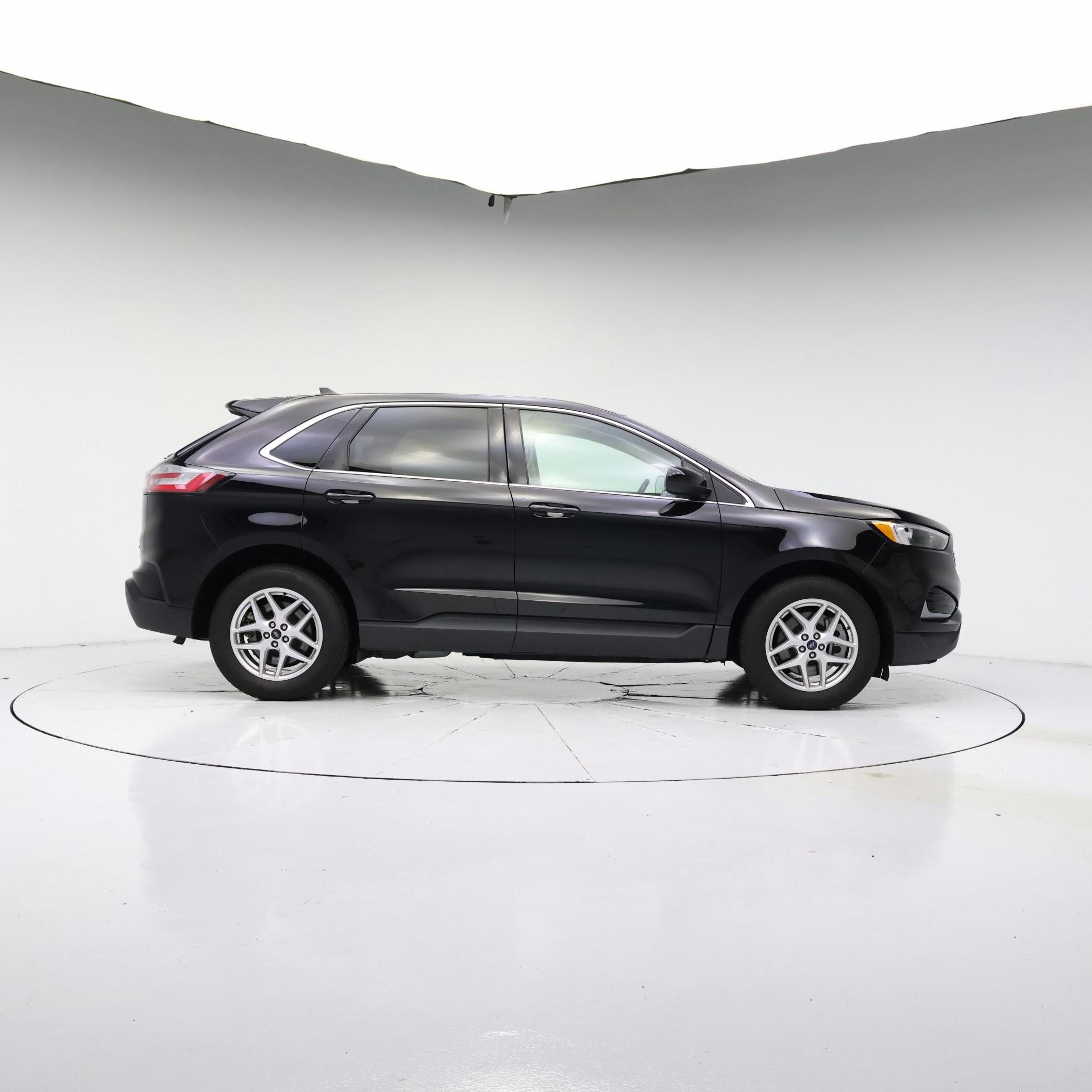 Thumbnail: 2023 Ford Edge - 7