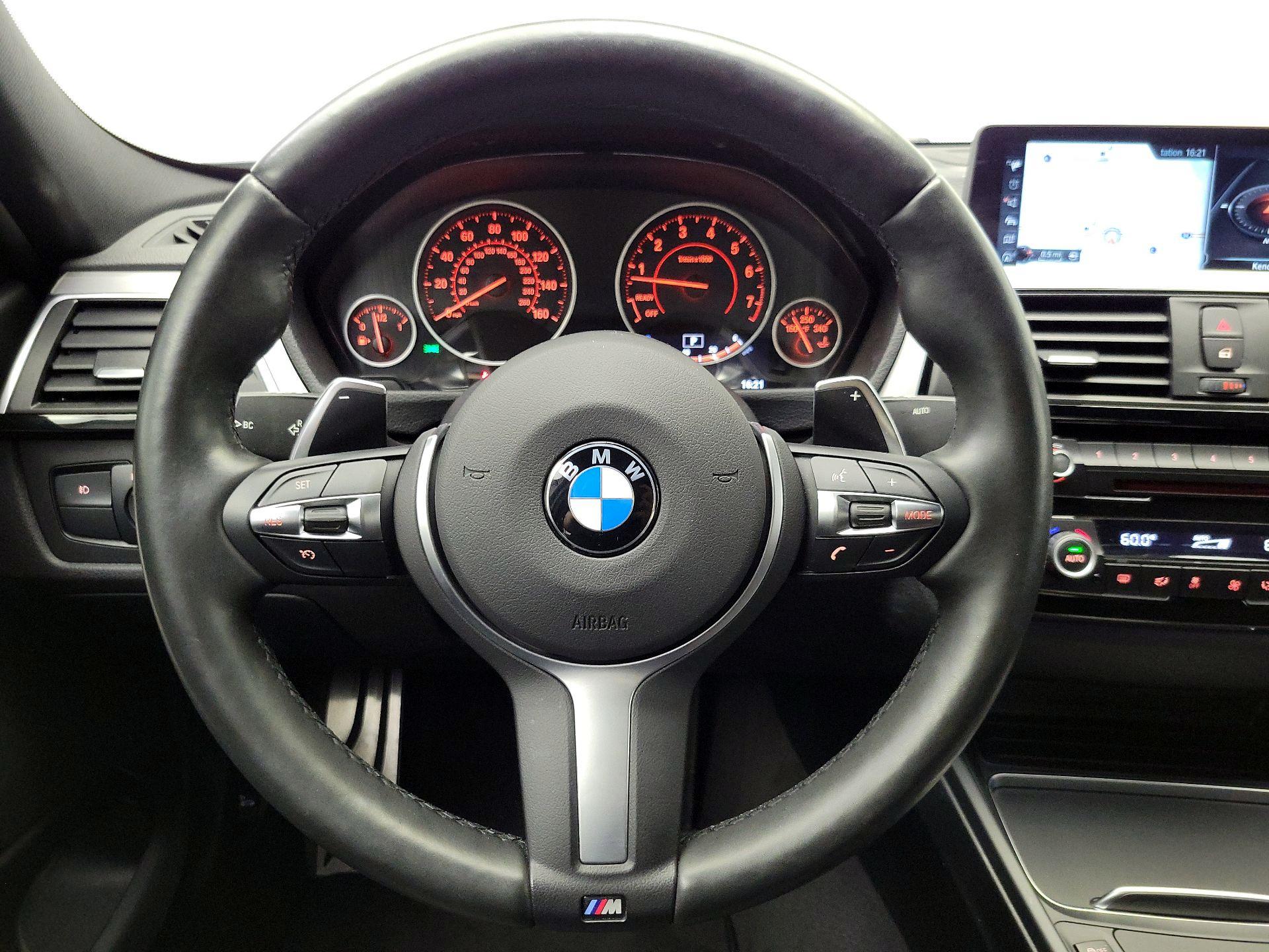 Thumbnail: 2017 BMW 3 Series - 10
