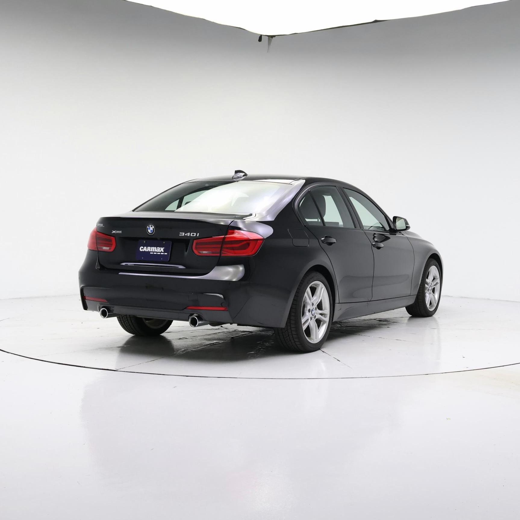 Thumbnail: 2017 BMW 3 Series - 8