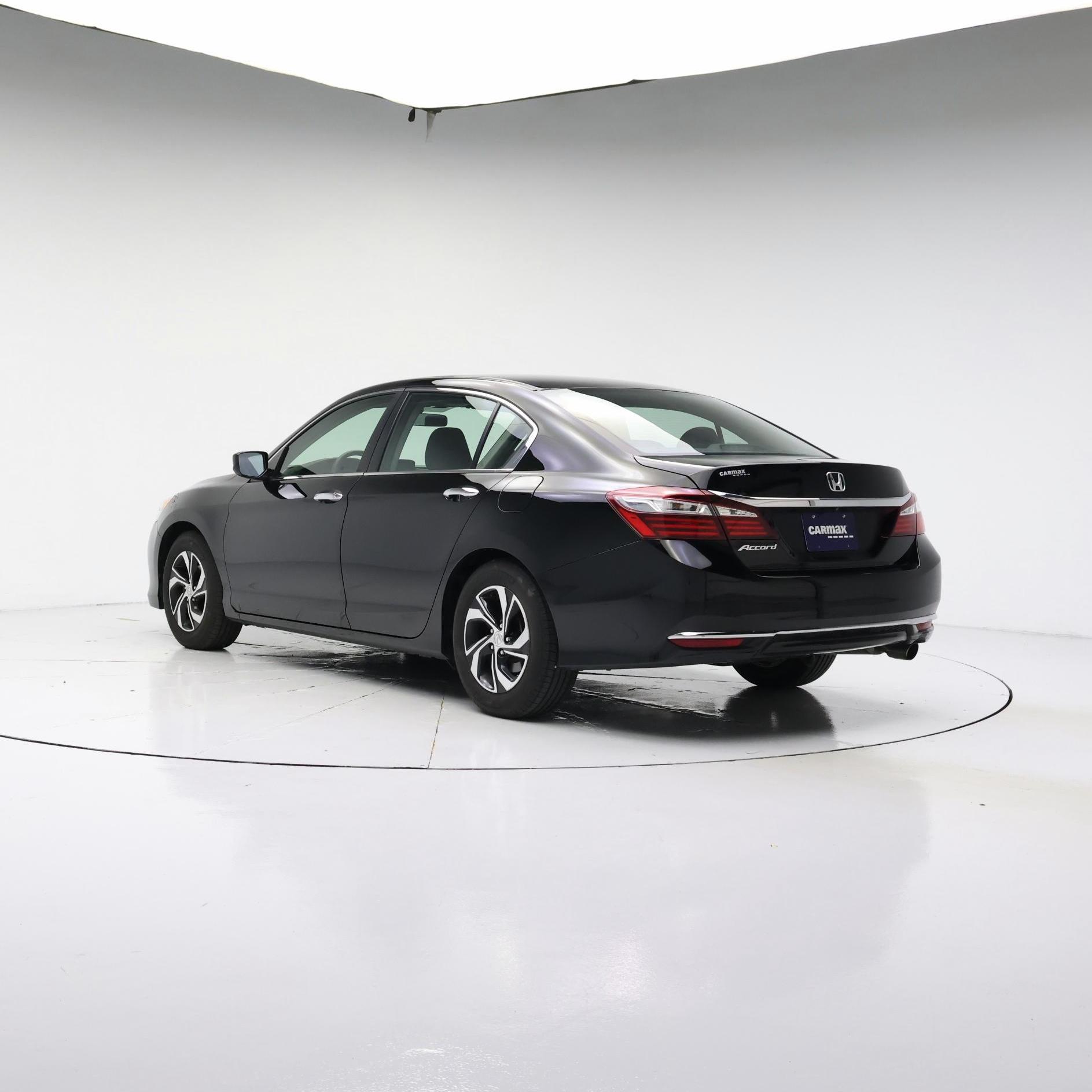 Thumbnail: 2017 Honda Accord - 2