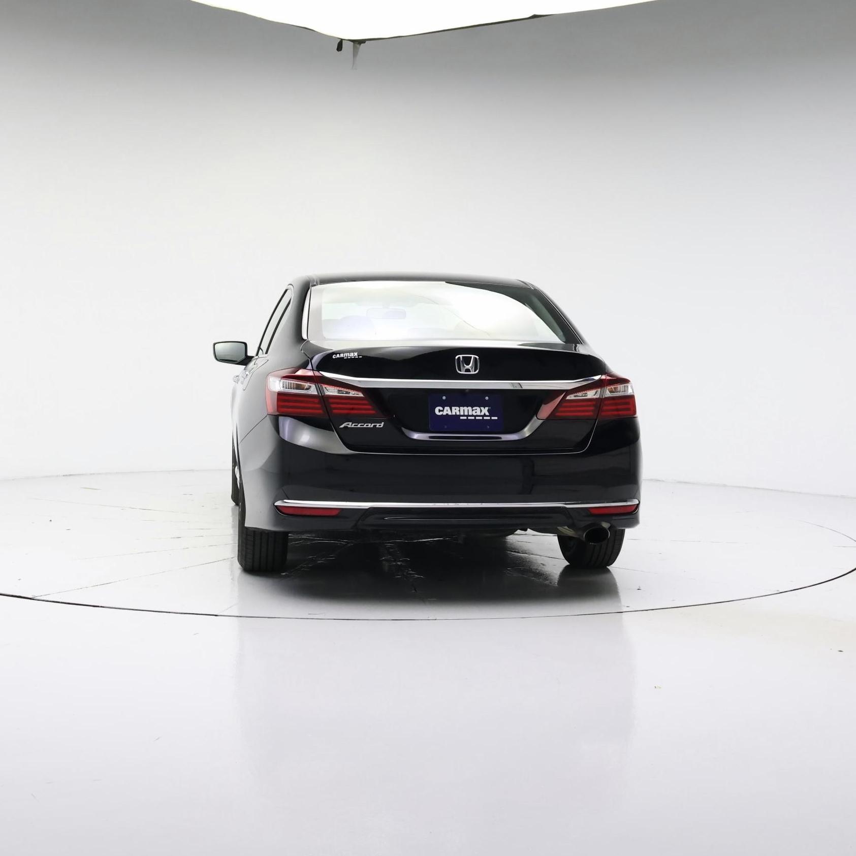 Thumbnail: 2017 Honda Accord - 6