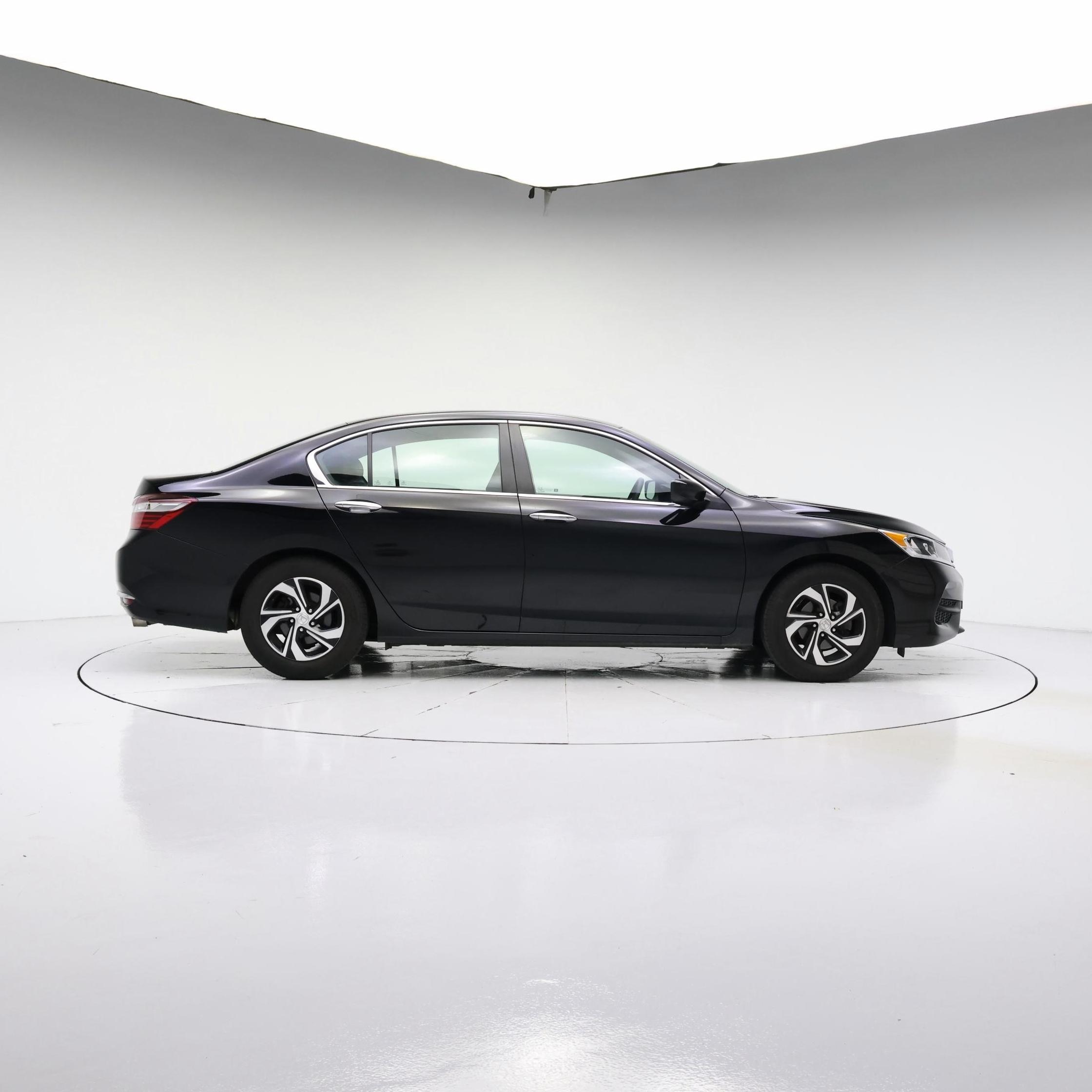 Thumbnail: 2017 Honda Accord - 7