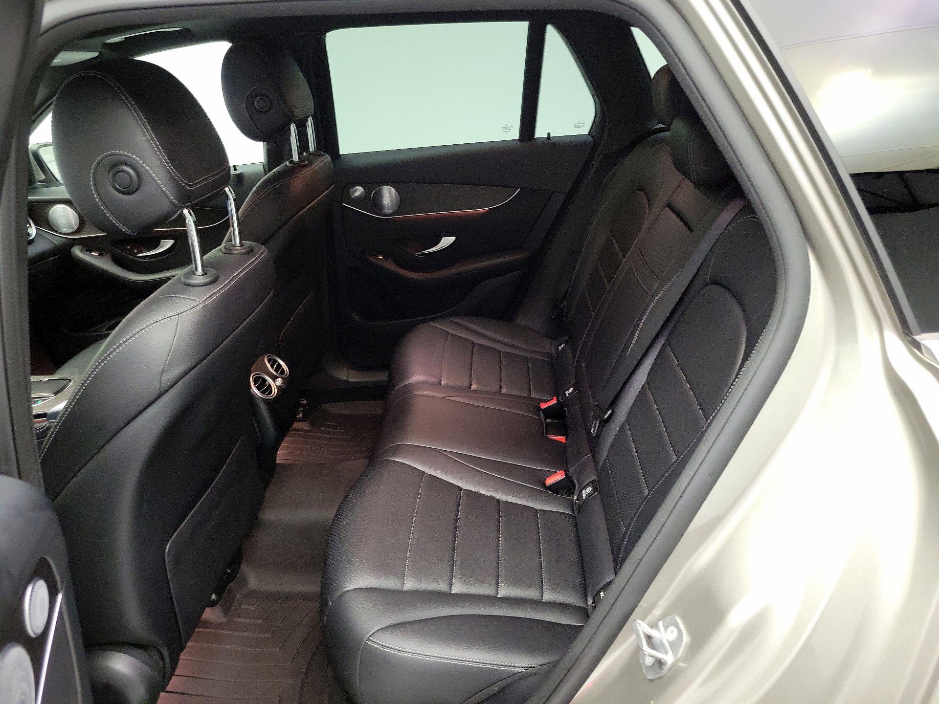 Thumbnail: 2020 Mercedes-Benz GLC - 20