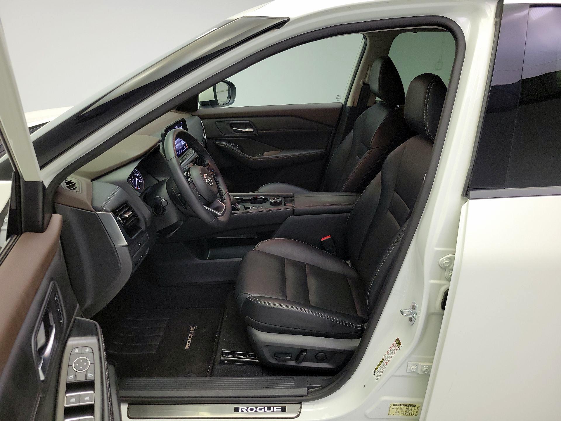 Thumbnail: 2023 Nissan Rogue - 11