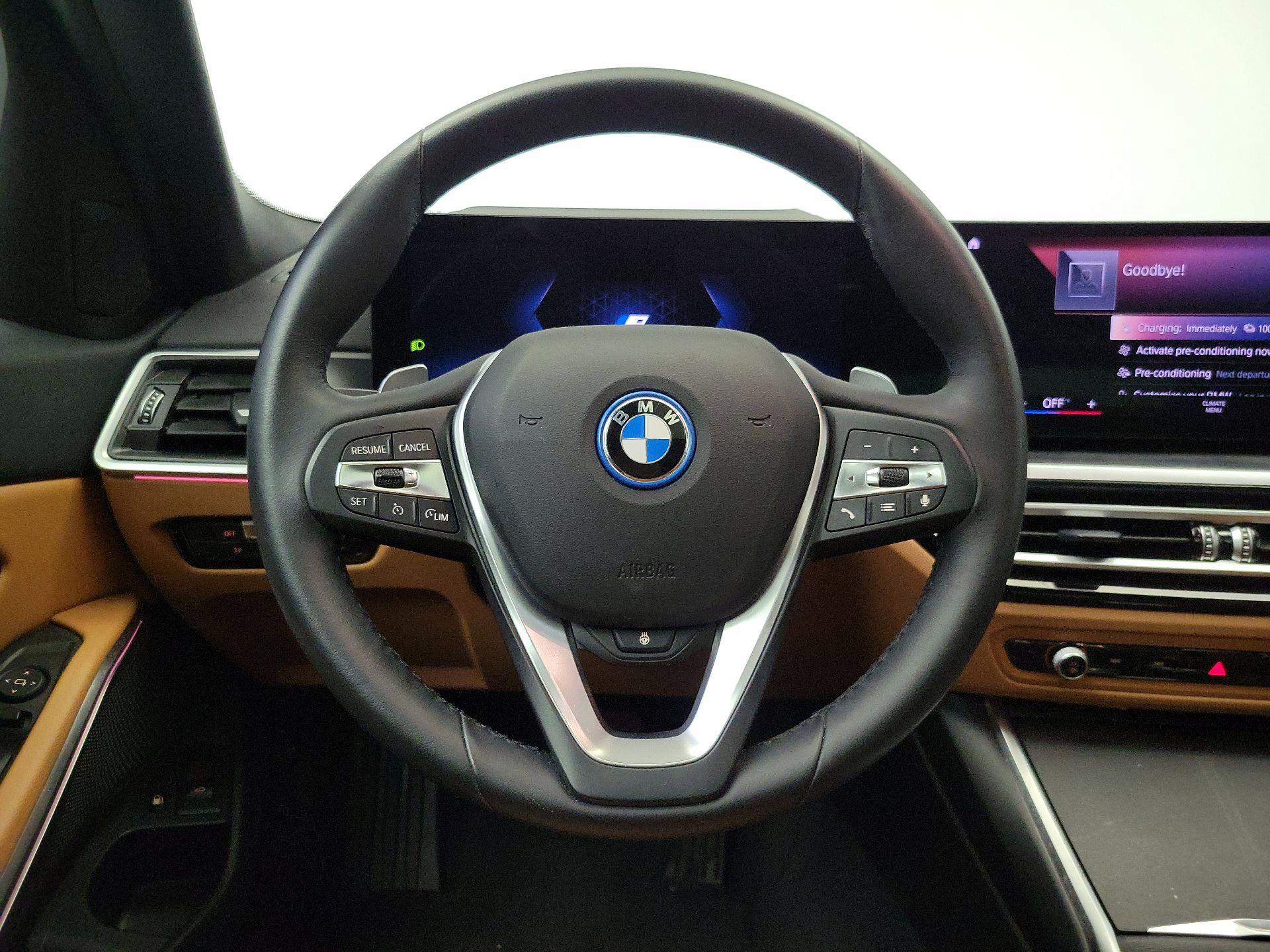 Thumbnail: 2023 BMW 3 Series - 10