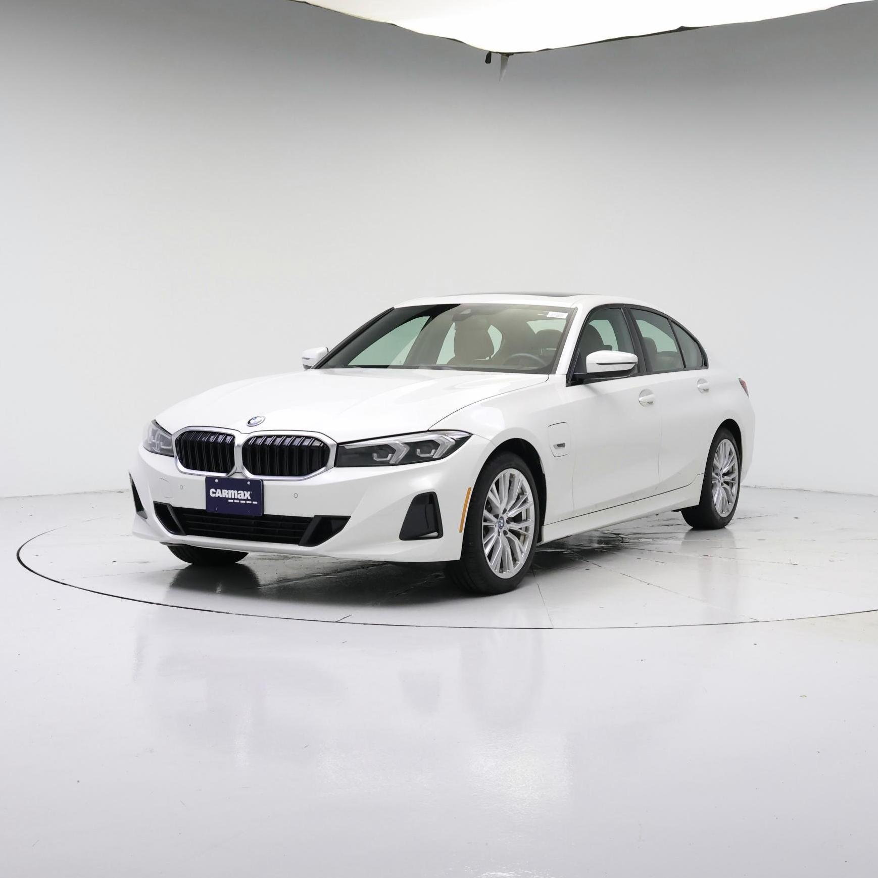 Thumbnail: 2023 BMW 3 Series - 4