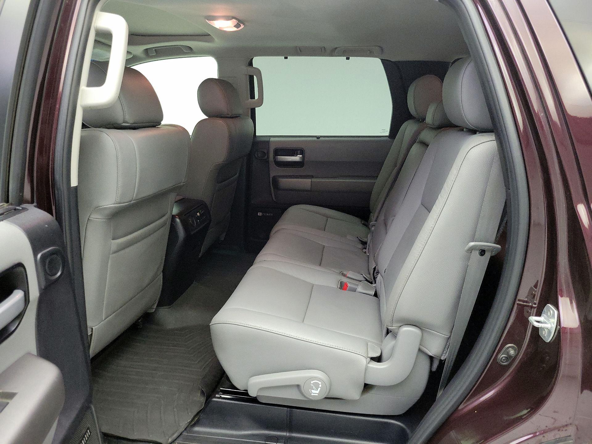 Thumbnail: 2015 Toyota Sequoia - 19