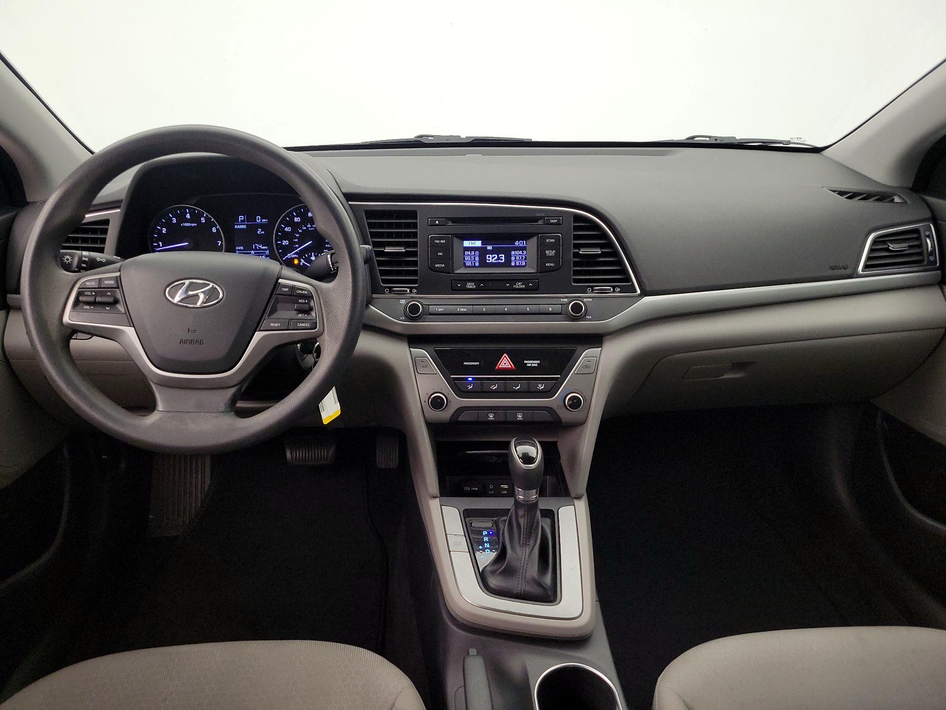 Thumbnail: 2017 Hyundai Elantra - 9