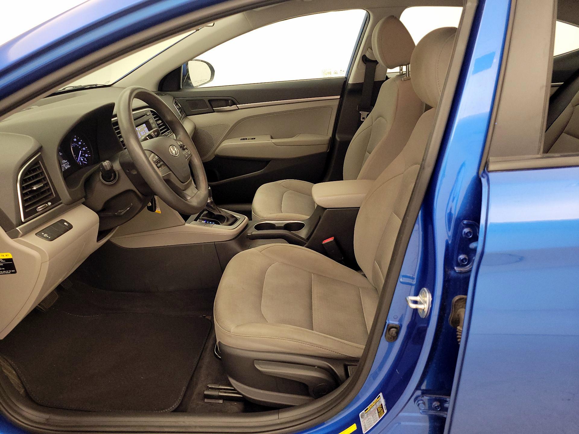 Thumbnail: 2017 Hyundai Elantra - 11