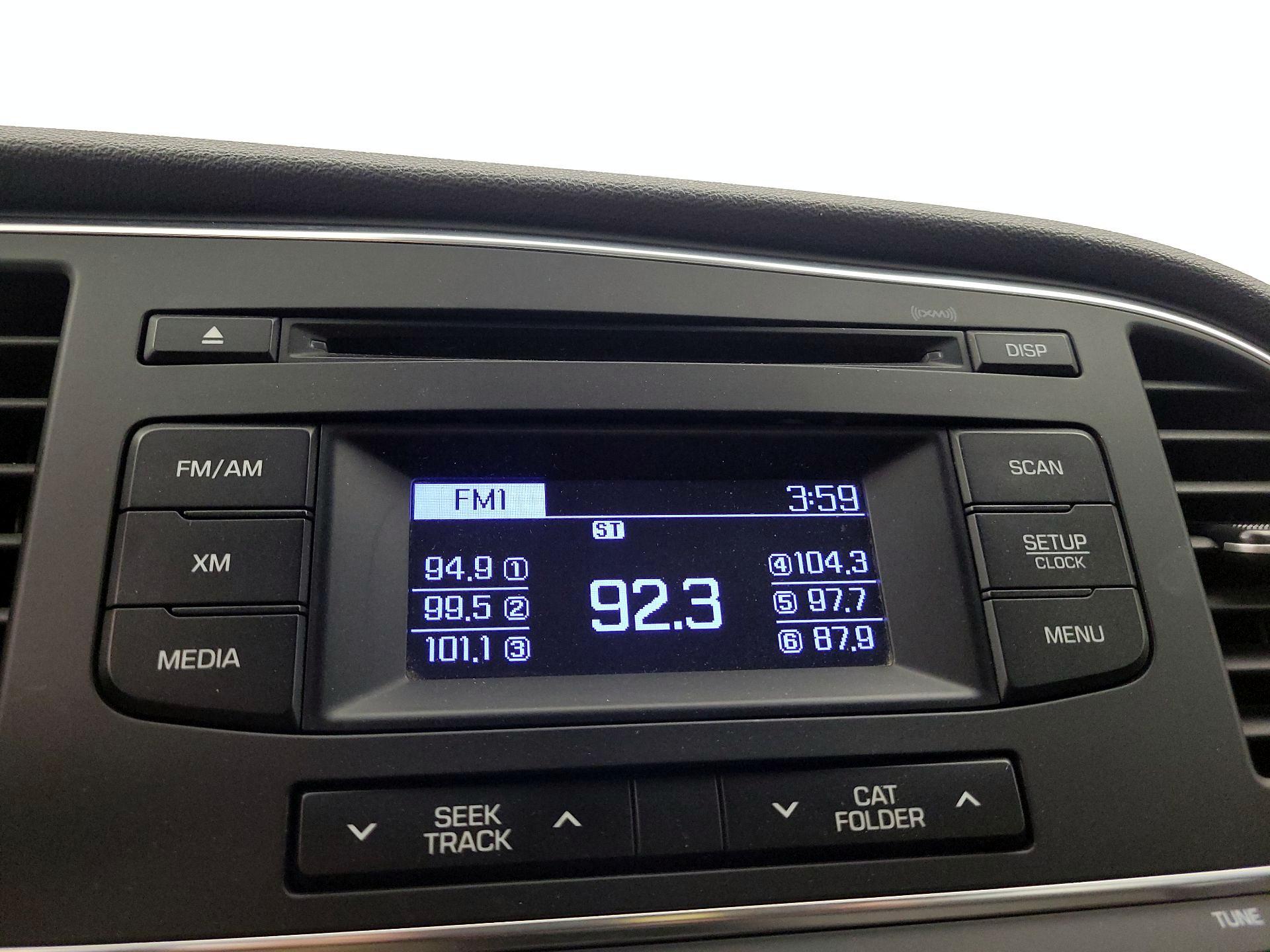 Thumbnail: 2017 Hyundai Elantra - 14