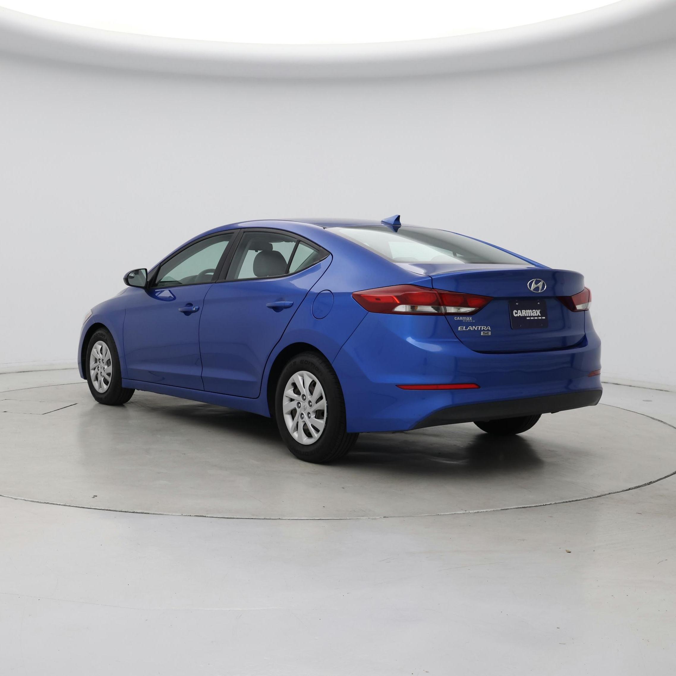 Thumbnail: 2017 Hyundai Elantra - 2