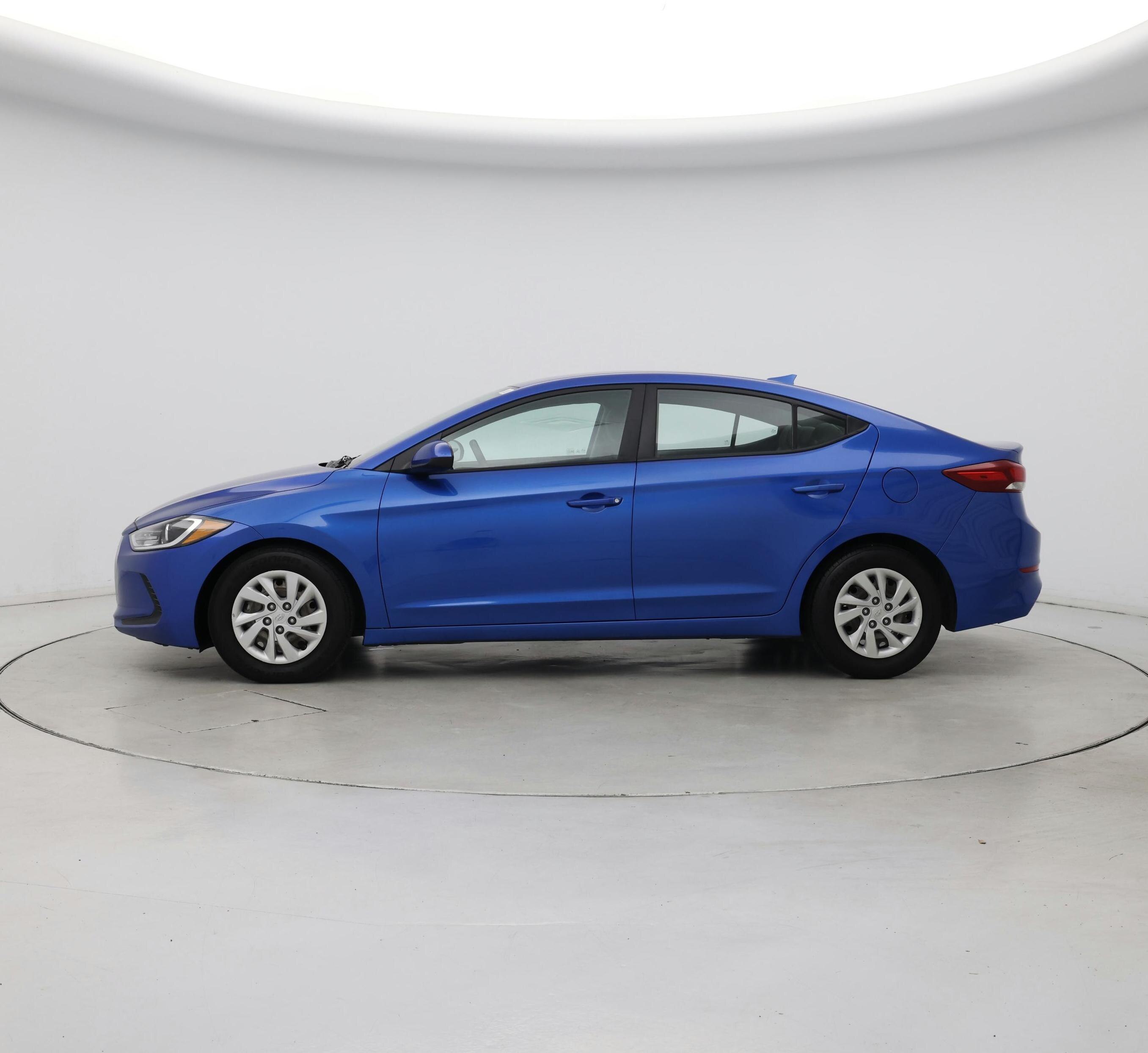 Thumbnail: 2017 Hyundai Elantra - 3
