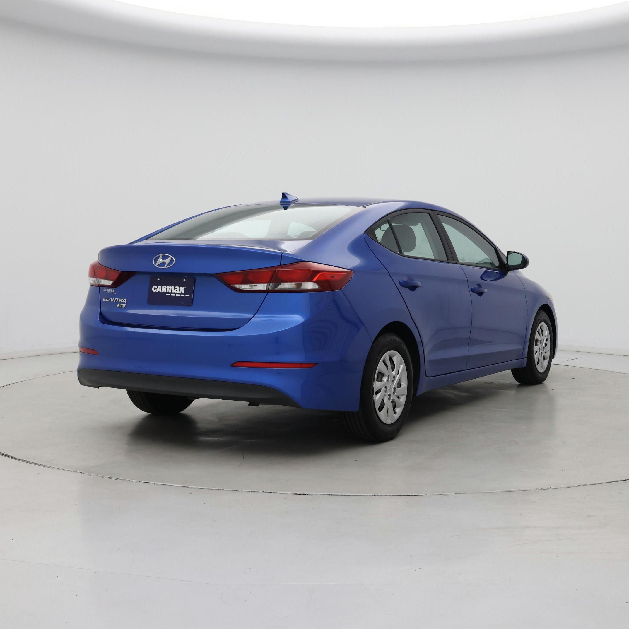 Thumbnail: 2017 Hyundai Elantra - 8
