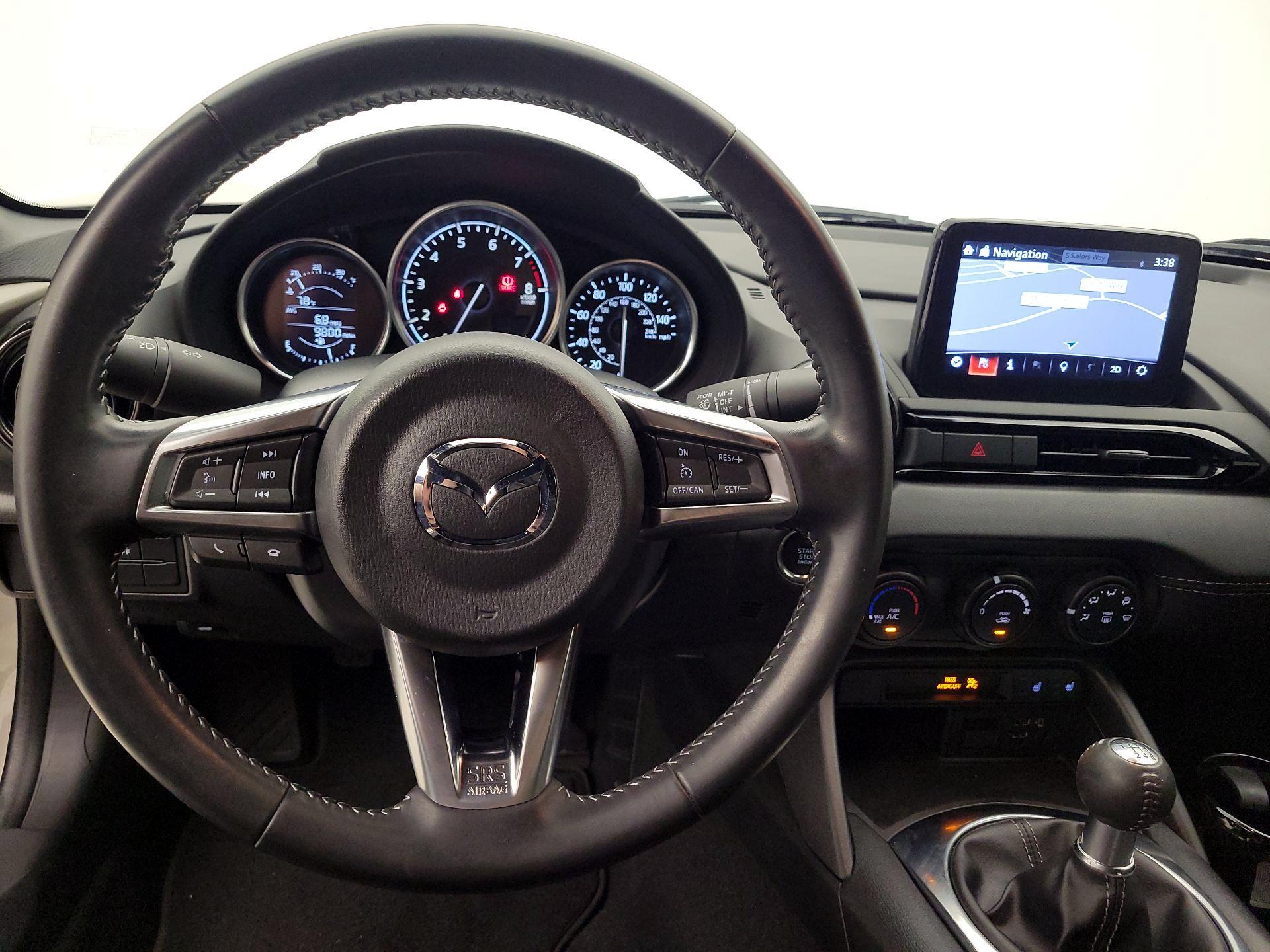Thumbnail: 2022 Mazda MX-5 Miata - 10
